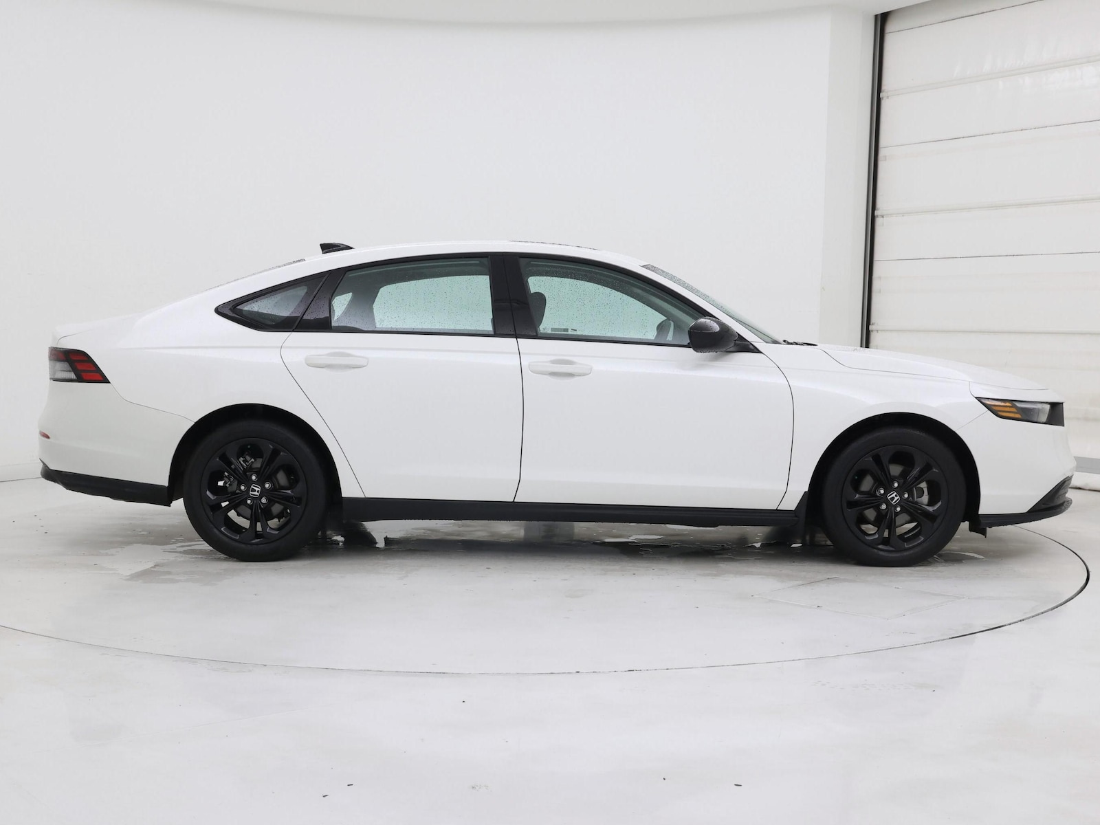 2025 Honda Accord SE - Photo 8