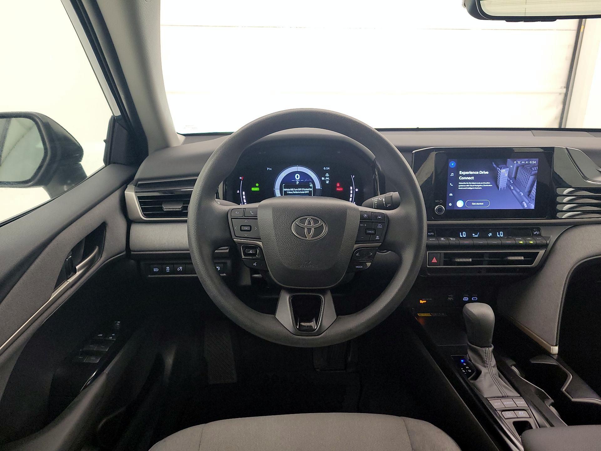 Thumbnail: 2025 Toyota Camry - 10