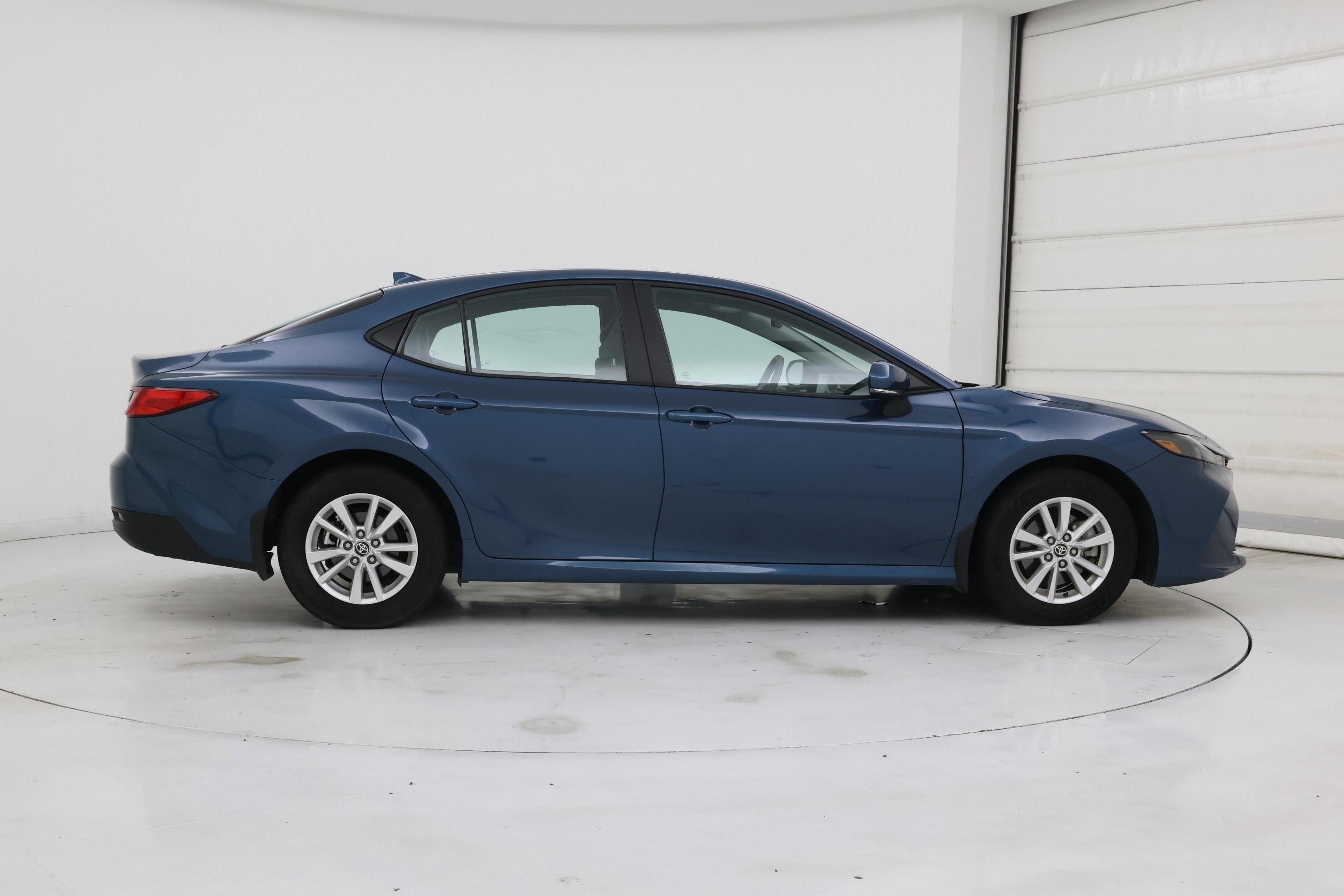 Thumbnail: 2025 Toyota Camry - 7