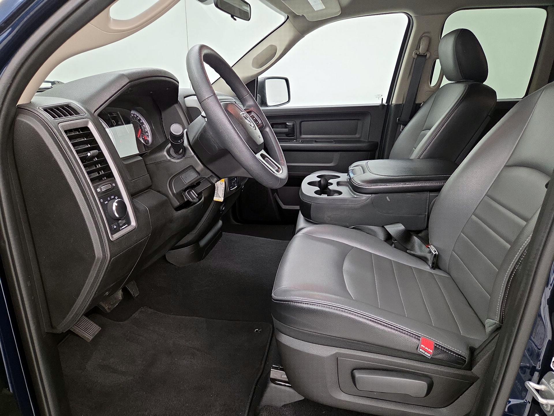 Thumbnail: 2023 RAM 1500 Classic - 11