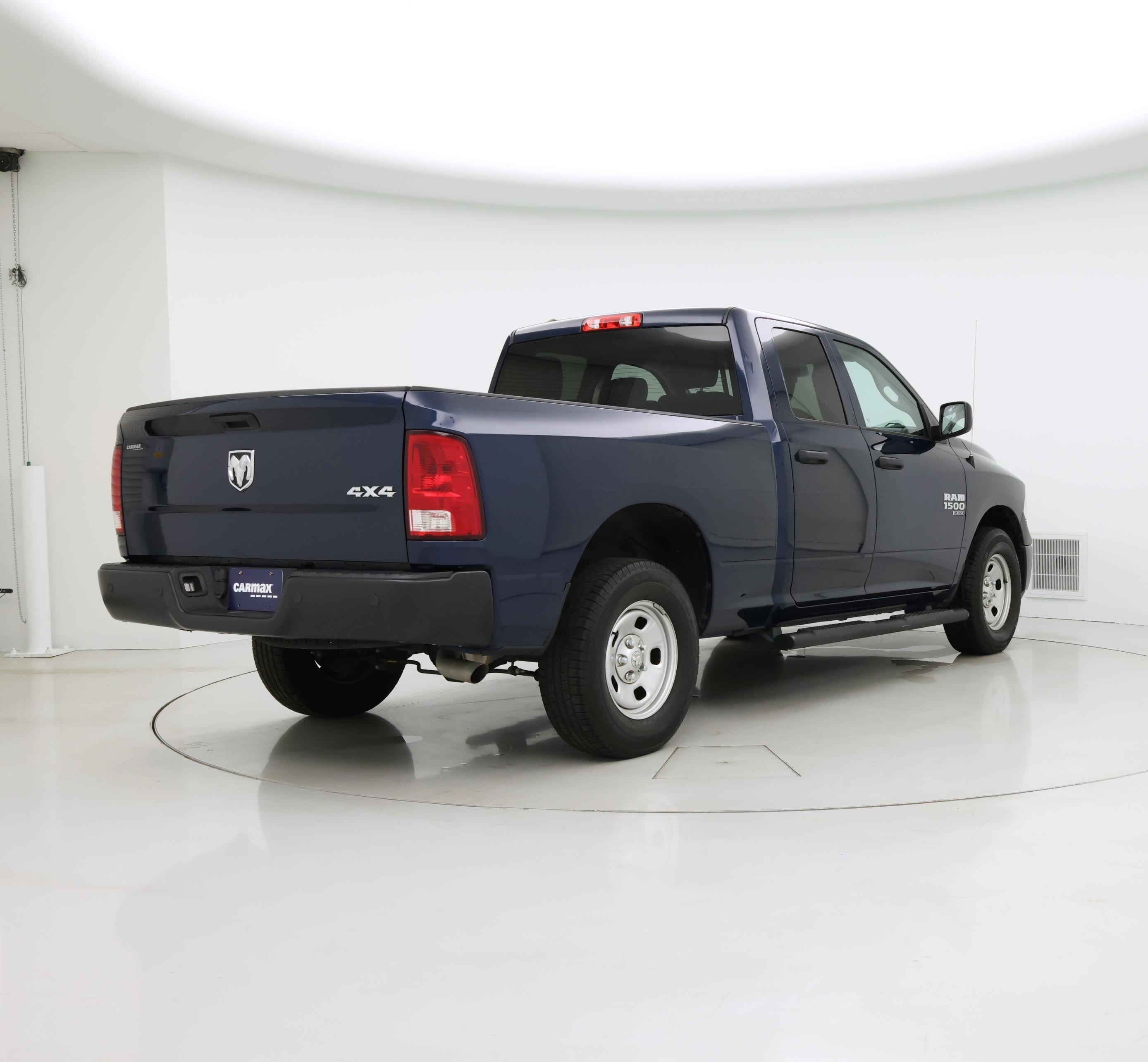 Thumbnail: 2023 RAM 1500 Classic - 8