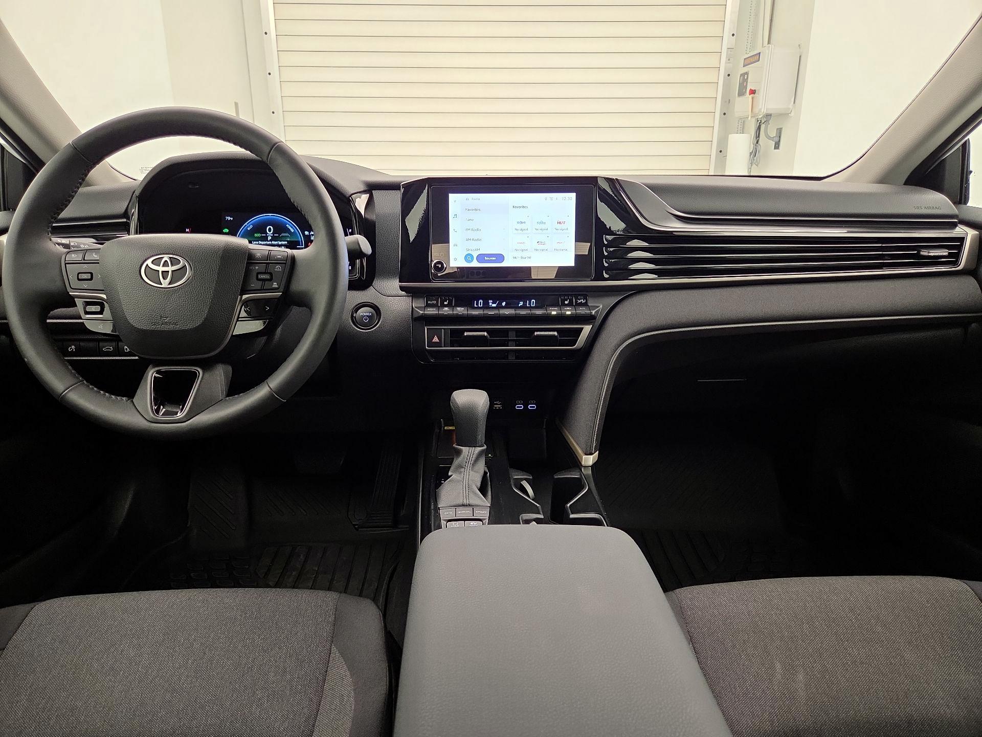 Thumbnail: 2025 Toyota Camry - 9
