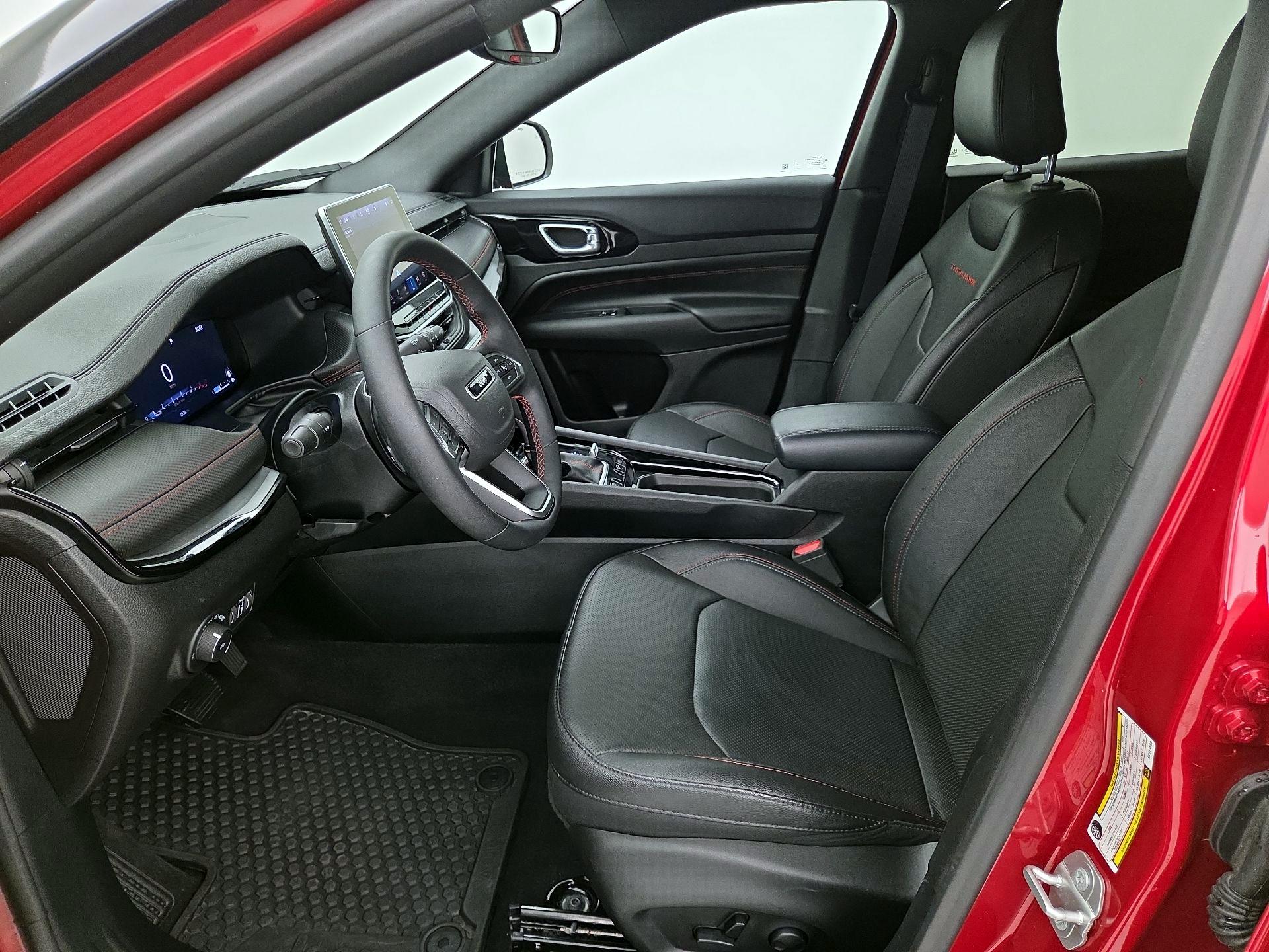 Thumbnail: 2024 Jeep Compass - 11