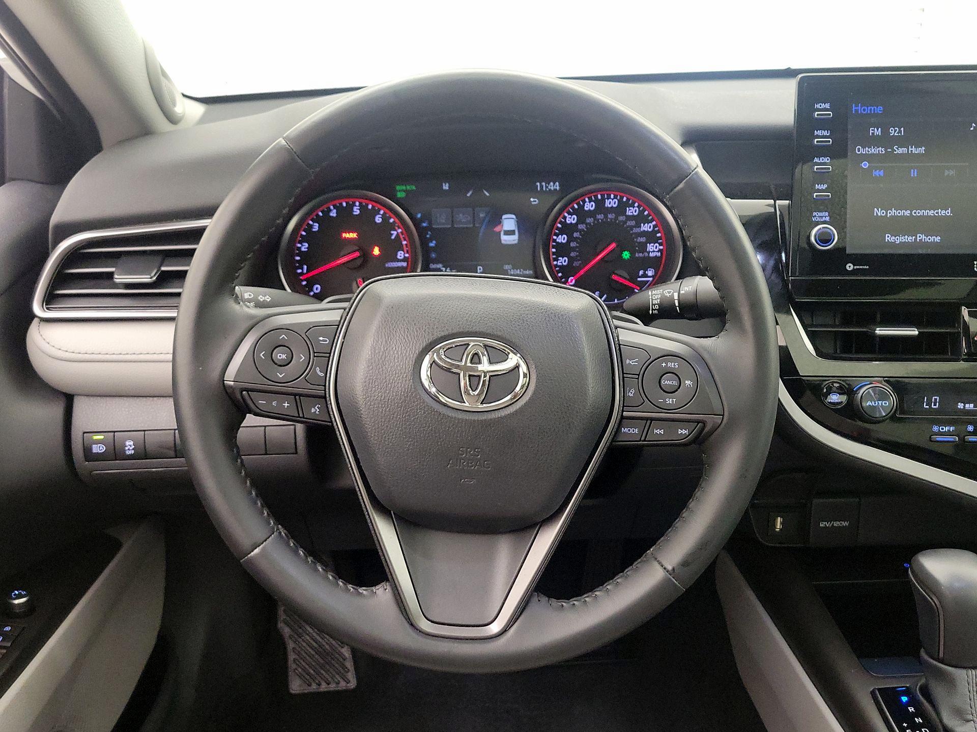 Thumbnail: 2023 Toyota Camry - 10