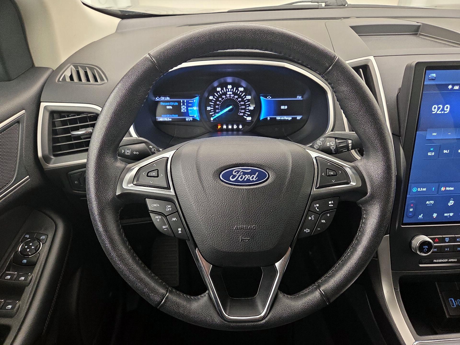 Thumbnail: 2021 Ford Edge - 10