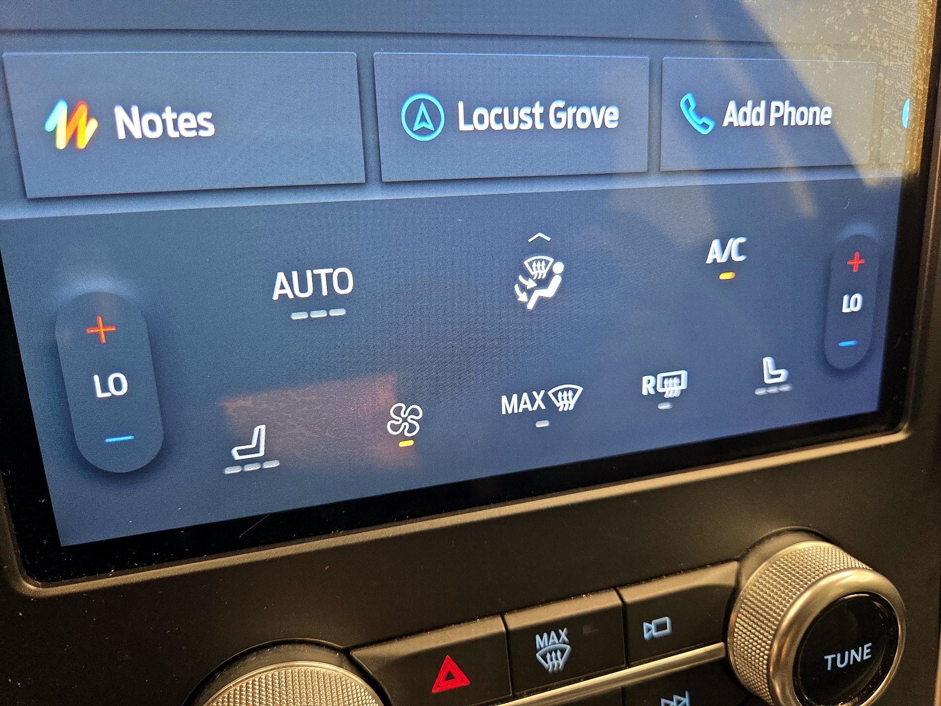 Thumbnail: 2021 Ford Edge - 17