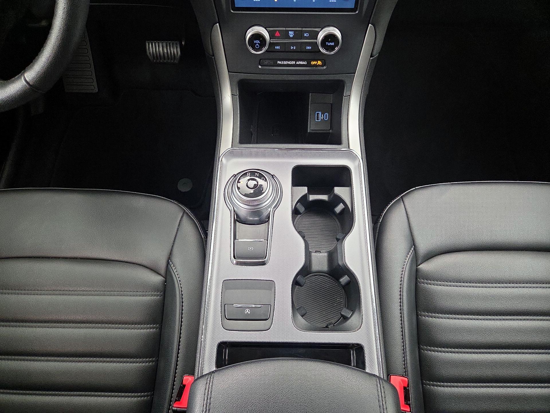 Thumbnail: 2021 Ford Edge - 18