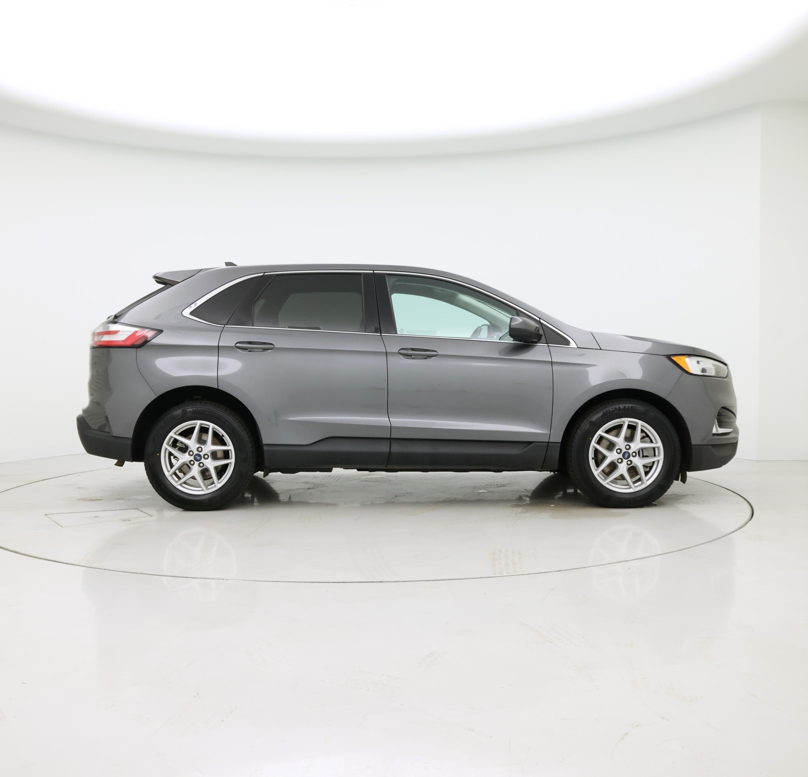 Thumbnail: 2021 Ford Edge - 7