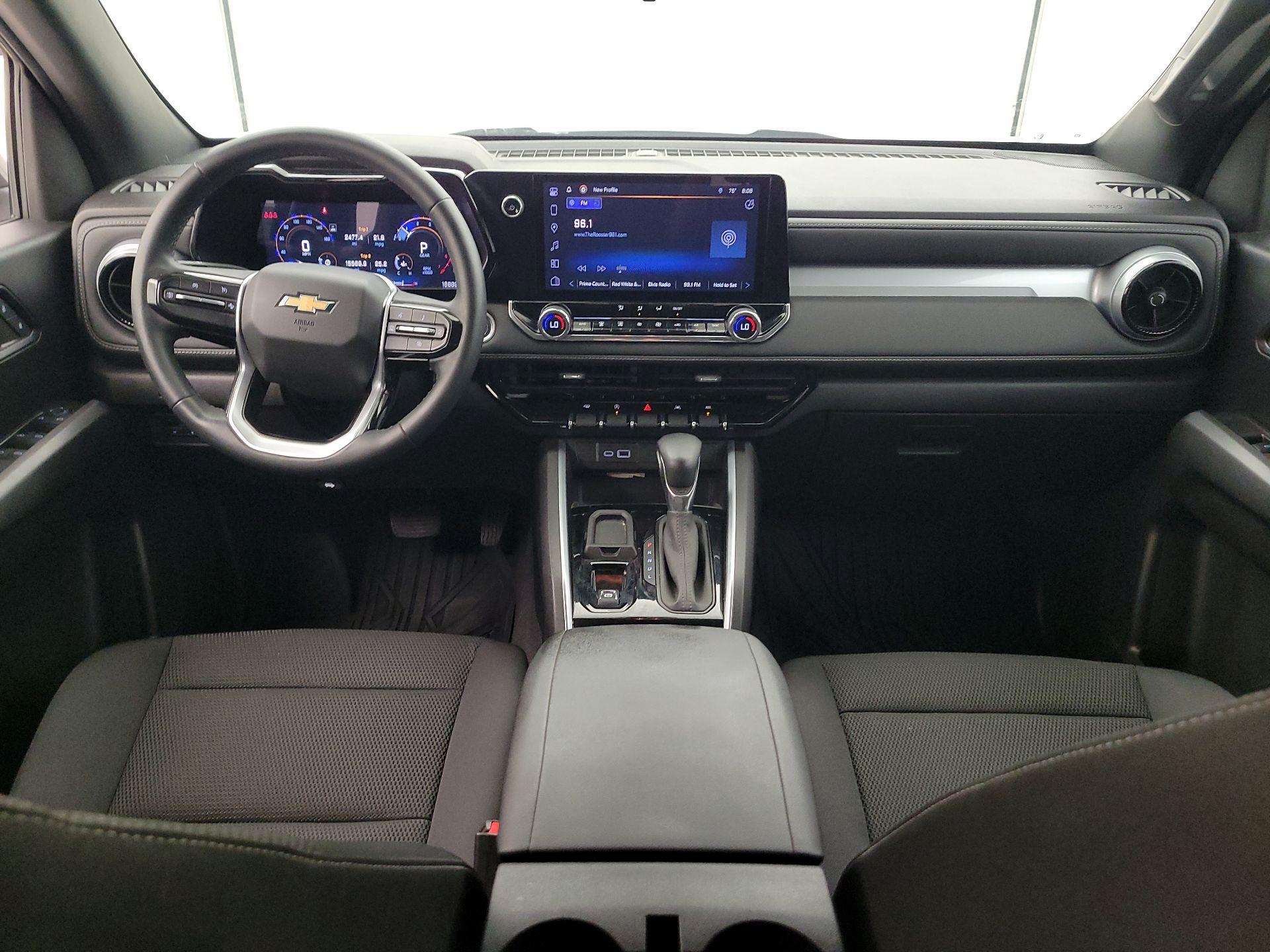 Thumbnail: 2024 Chevrolet Colorado - 9