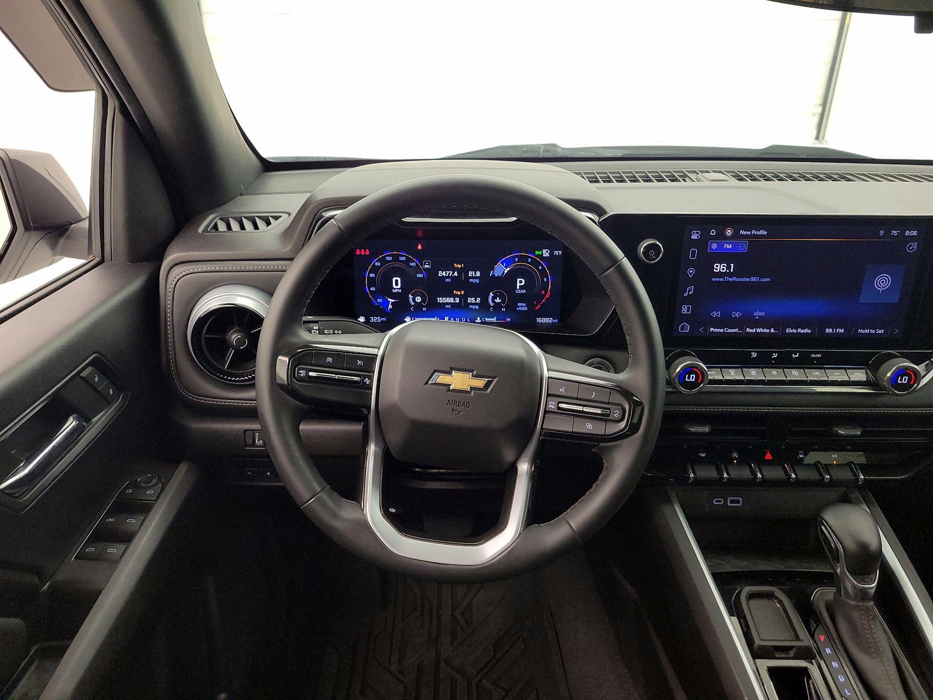 Thumbnail: 2024 Chevrolet Colorado - 10