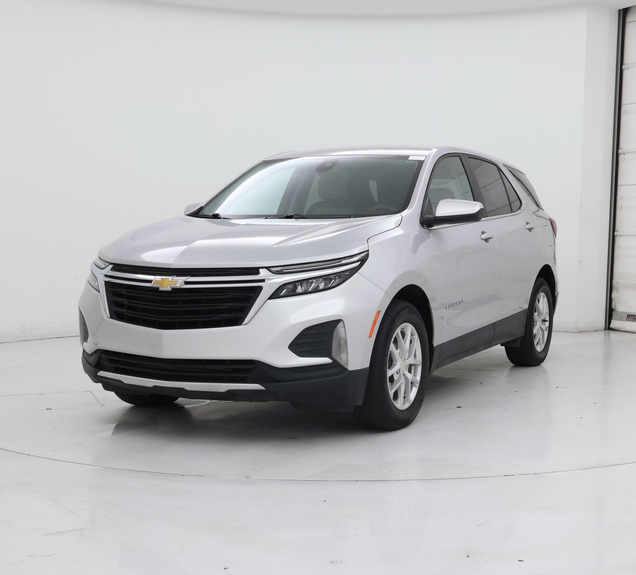 Thumbnail: 2022 Chevrolet Equinox - 4