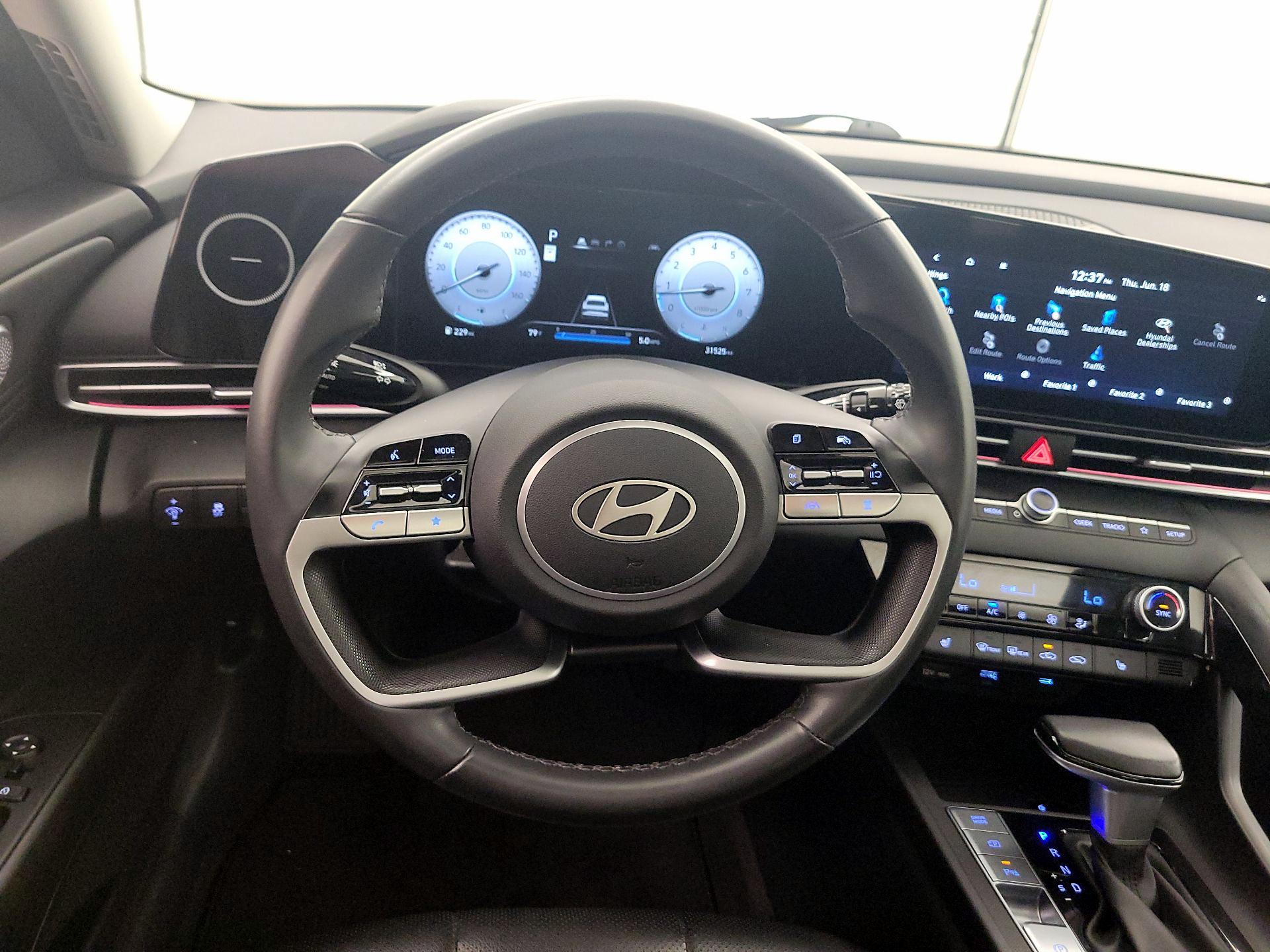 Thumbnail: 2024 Hyundai Elantra - 10