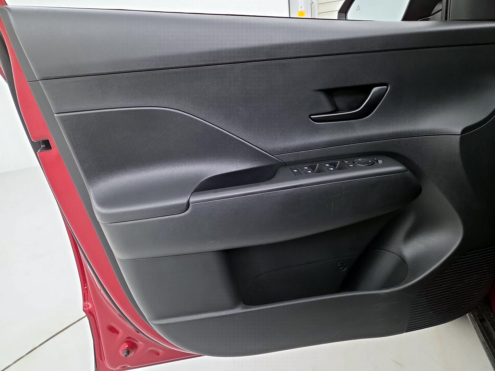 Thumbnail: 2025 Hyundai Kona - 12