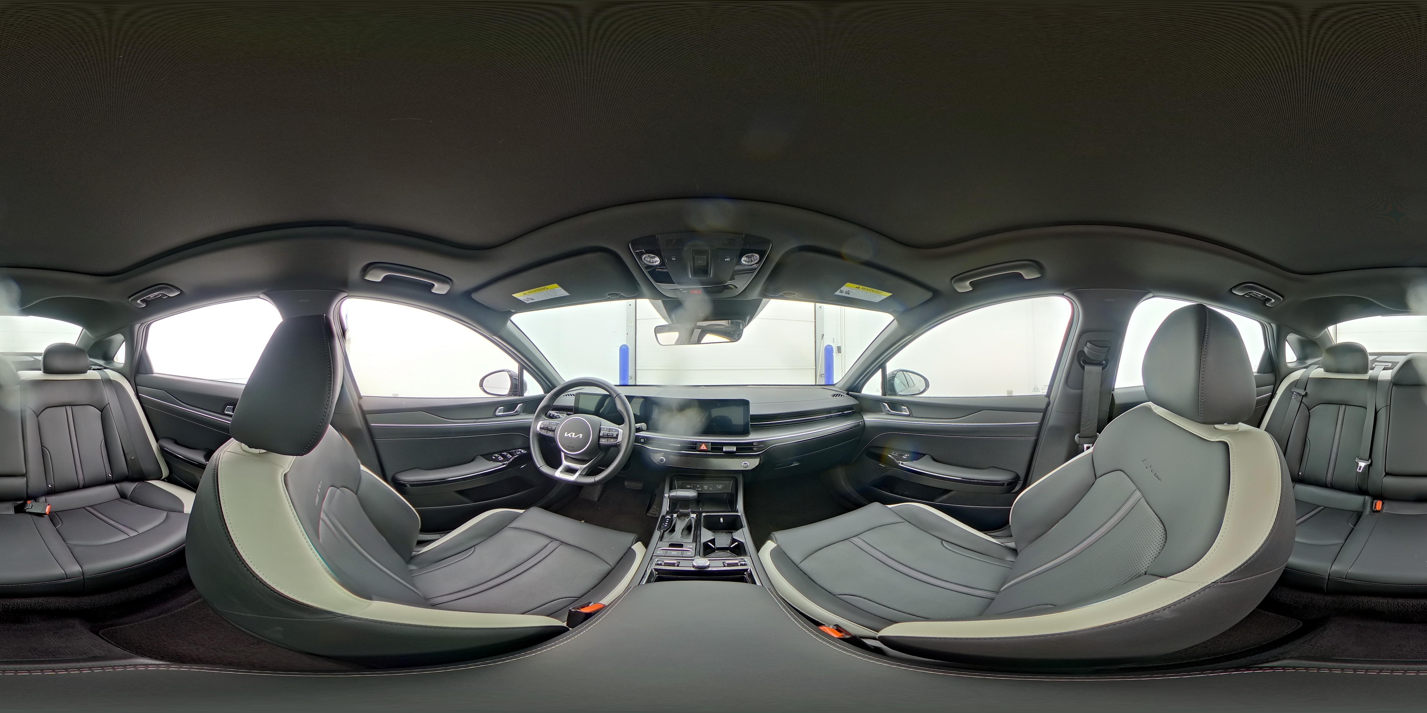 2025 Kia K5 GT-Line - Photo 27