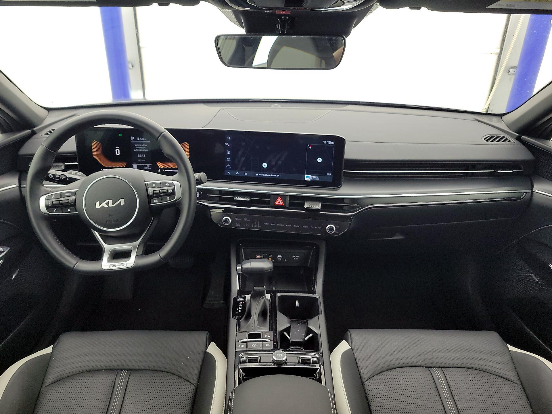 Thumbnail: 2025 Kia K5 - 9