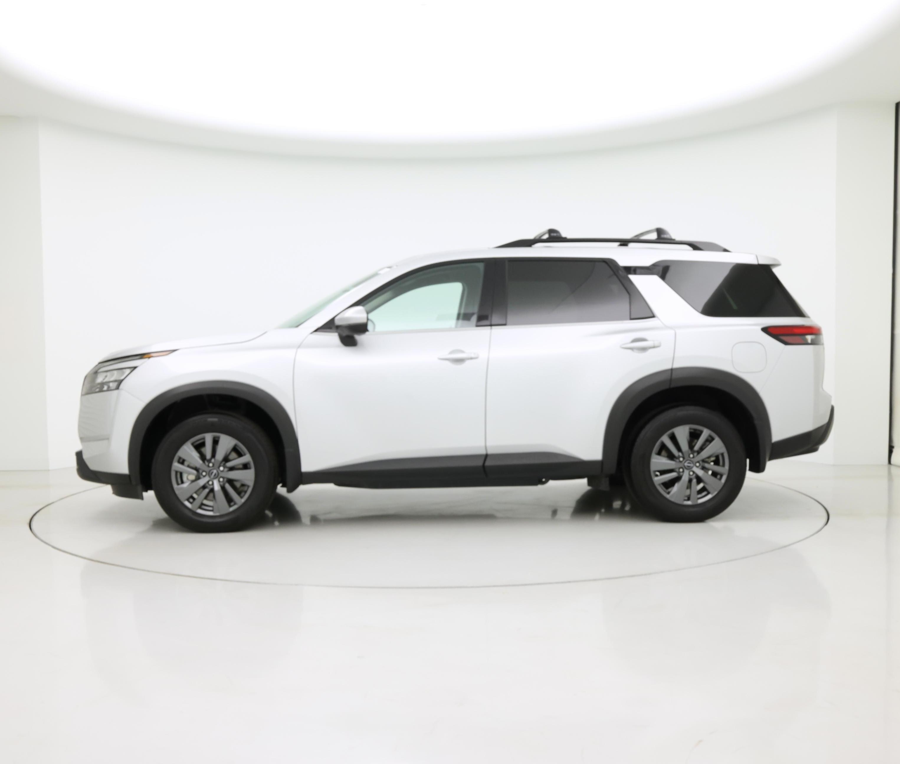 Thumbnail: 2025 Nissan Pathfinder - 3