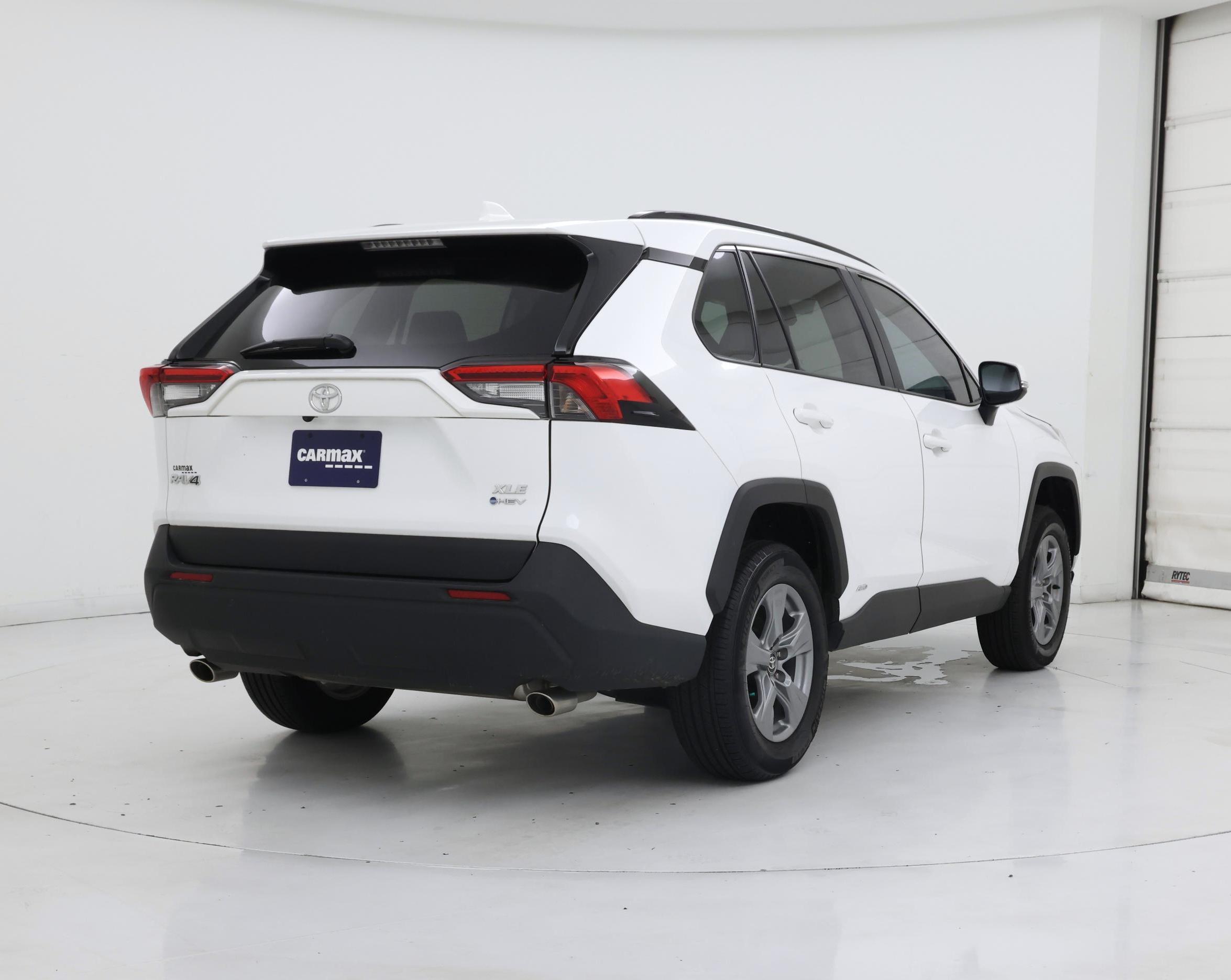 Thumbnail: 2025 Toyota RAV4 - 8