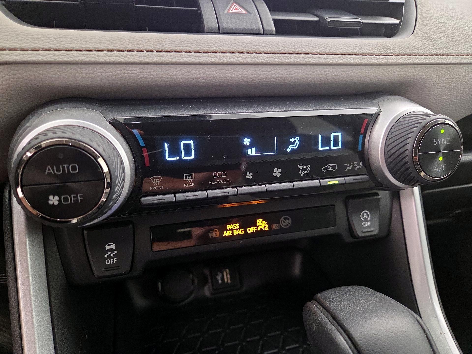 Thumbnail: 2024 Toyota RAV4 - 16