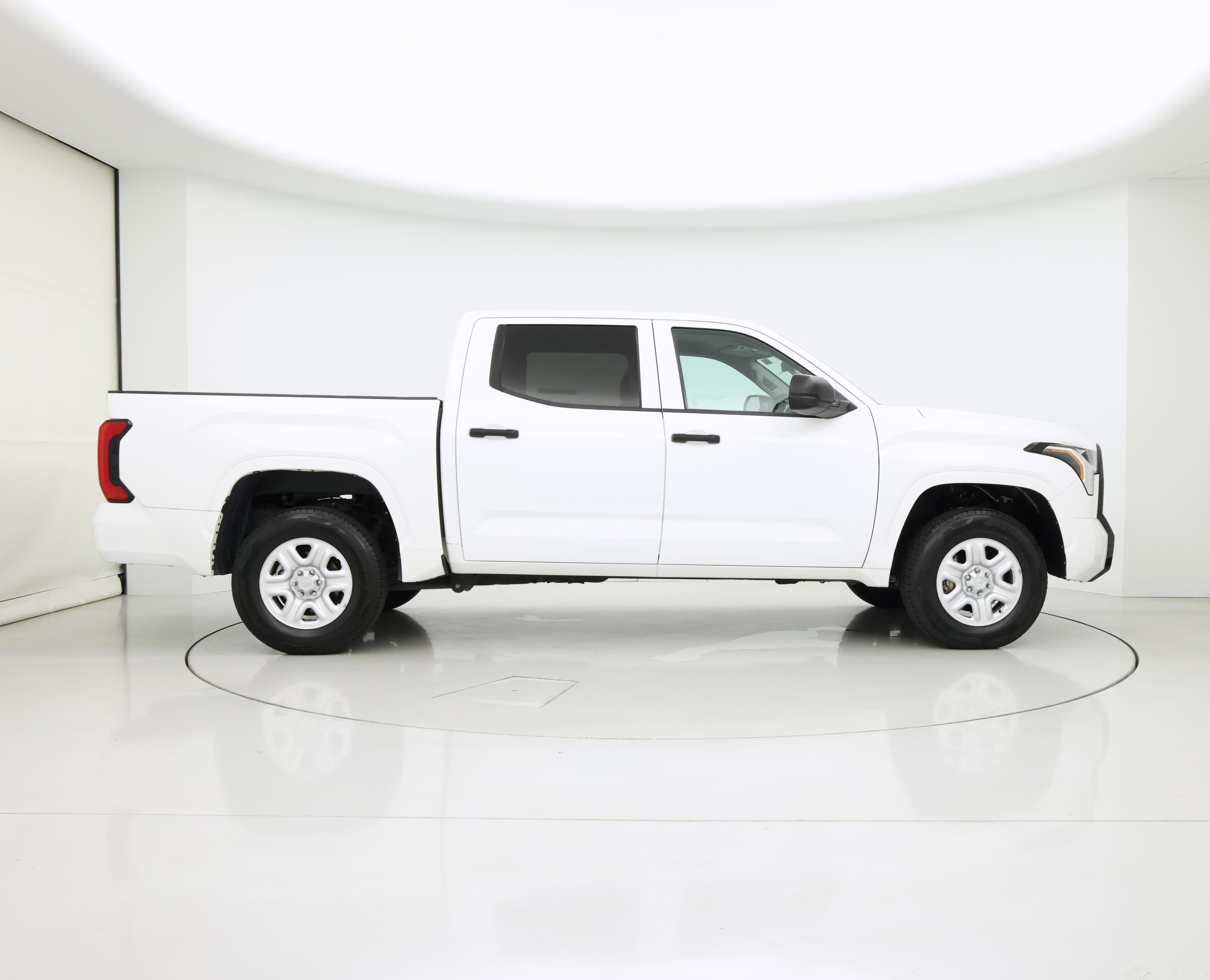 Thumbnail: 2023 Toyota Tundra - 7