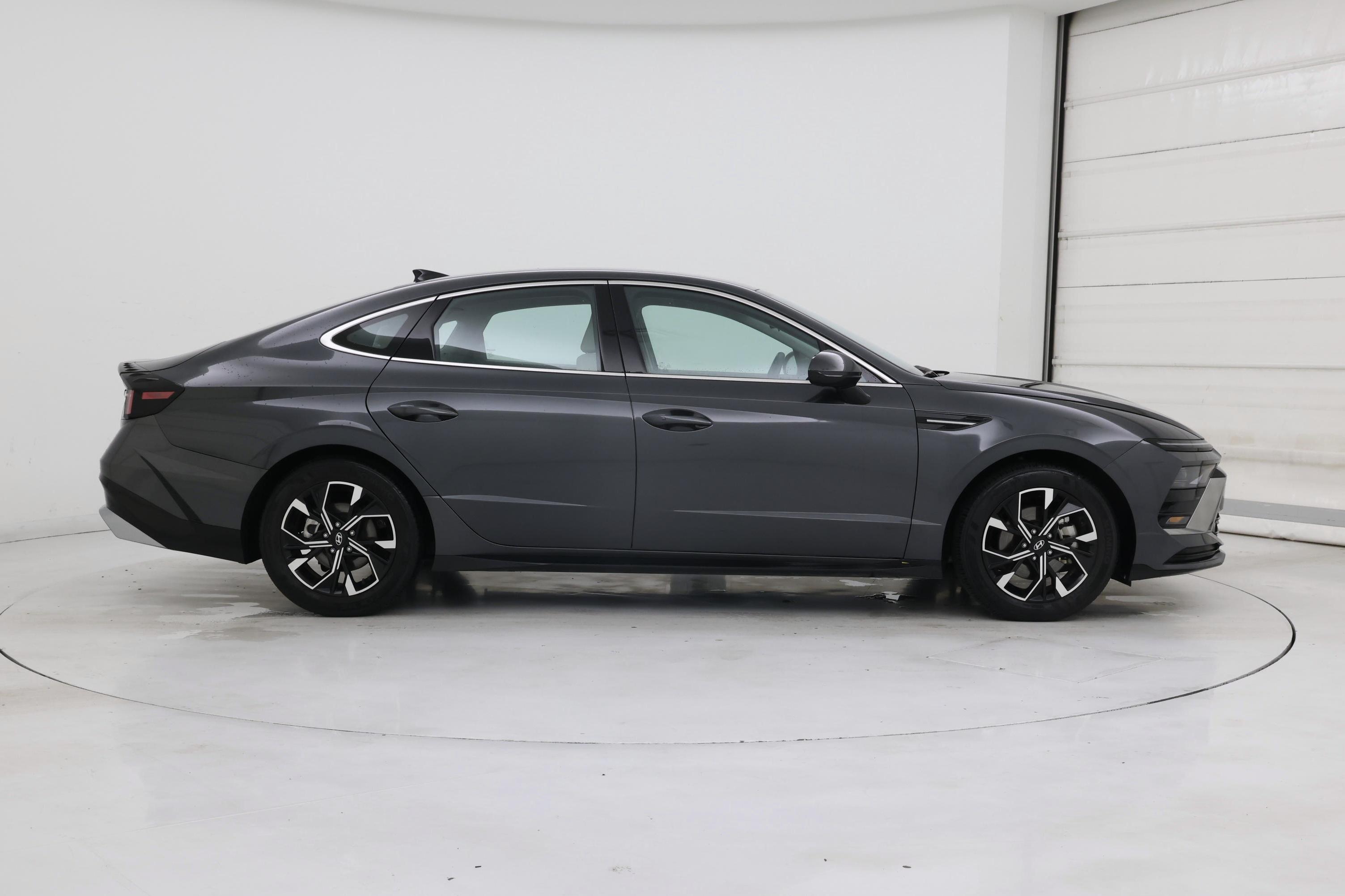 Thumbnail: 2025 Hyundai Sonata - 7