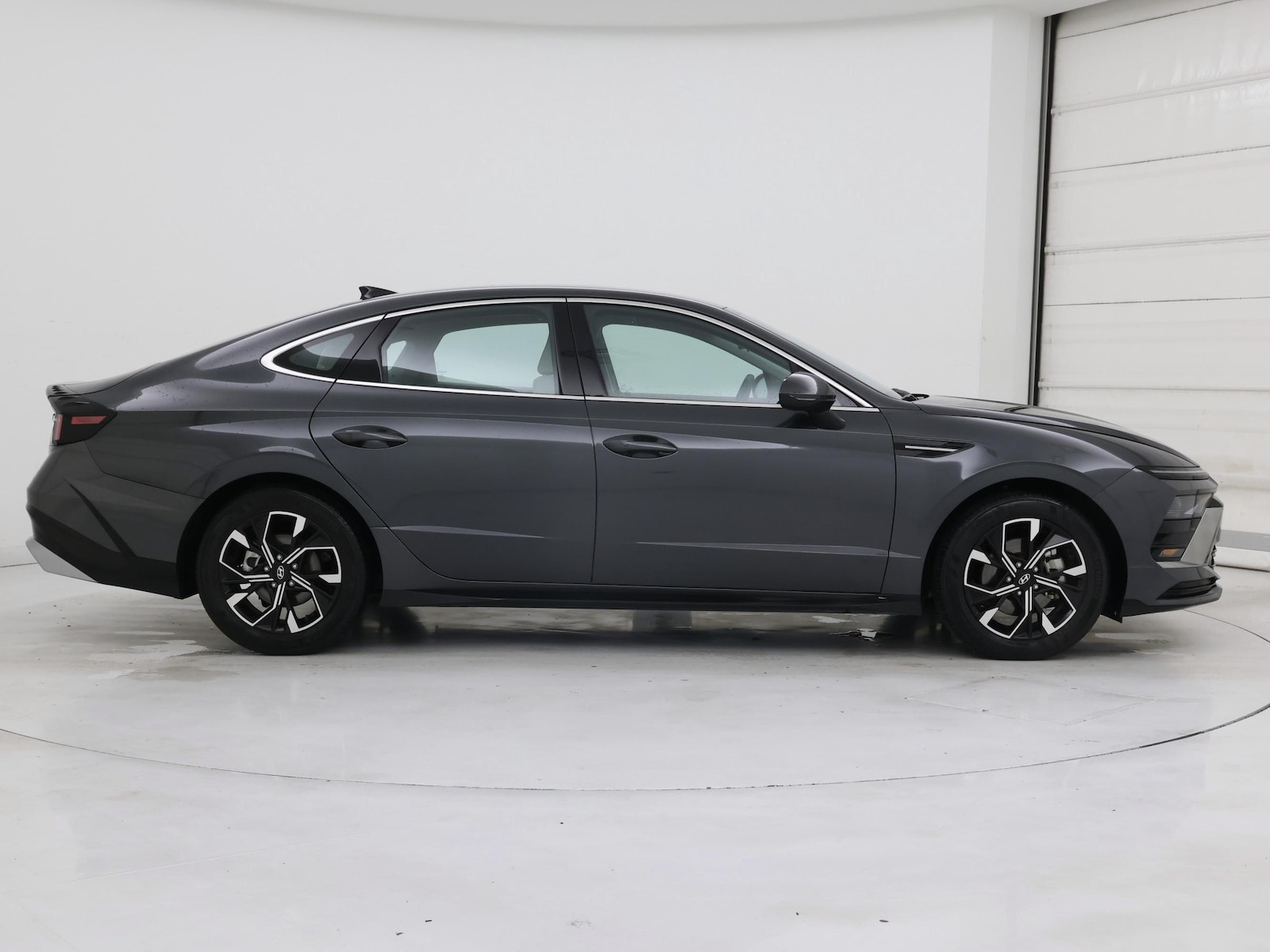 2025 Hyundai Sonata SEL - Photo 8