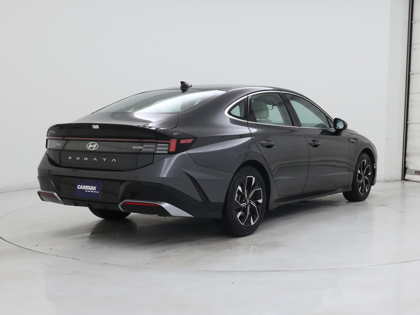 2025 Hyundai Sonata SEL - Photo 9