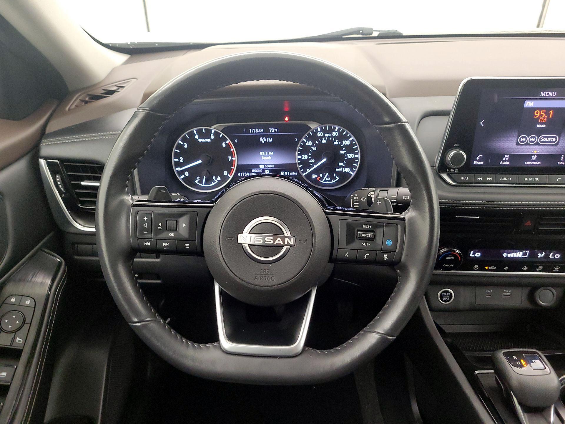 Thumbnail: 2022 Nissan Rogue - 10