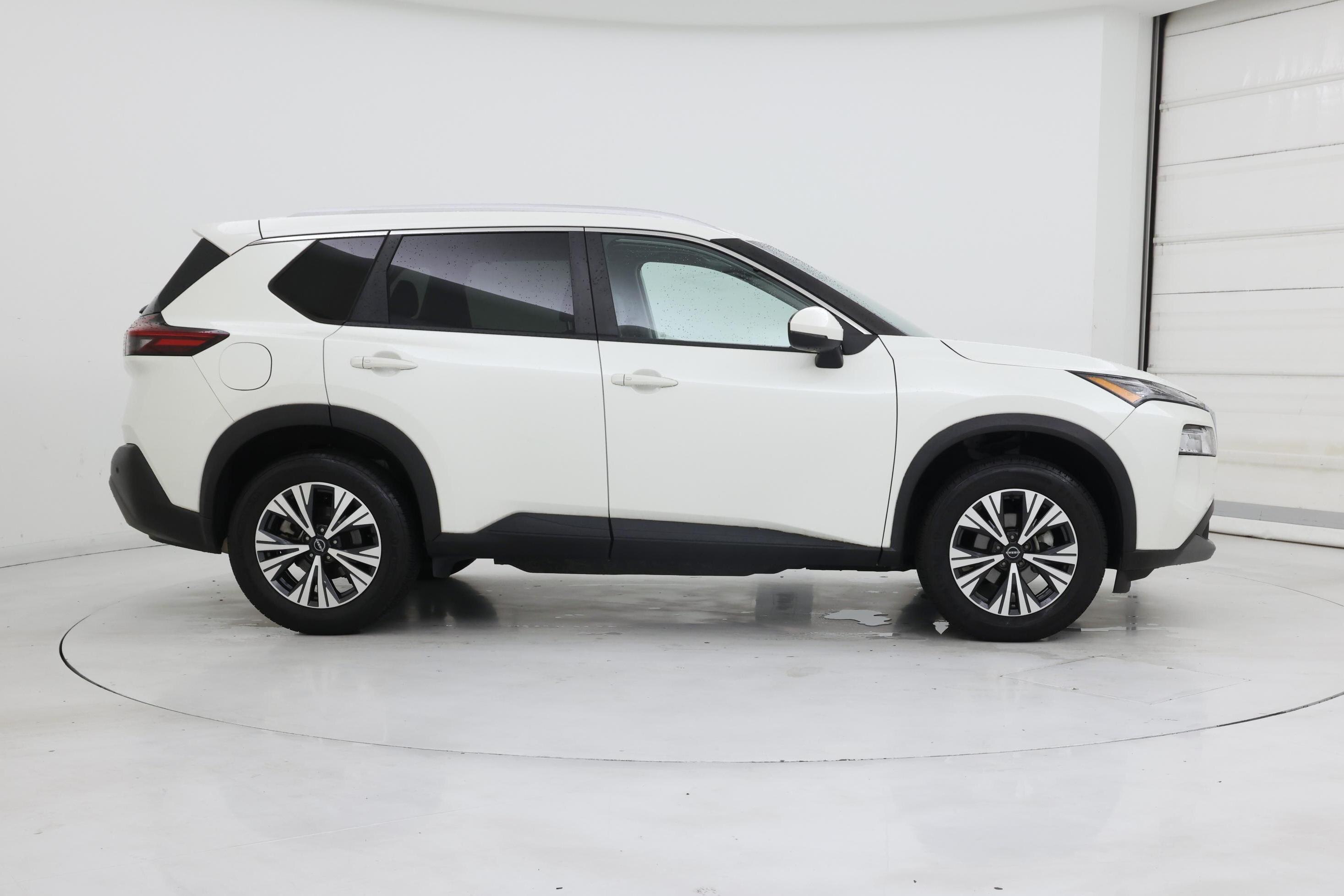 Thumbnail: 2022 Nissan Rogue - 7