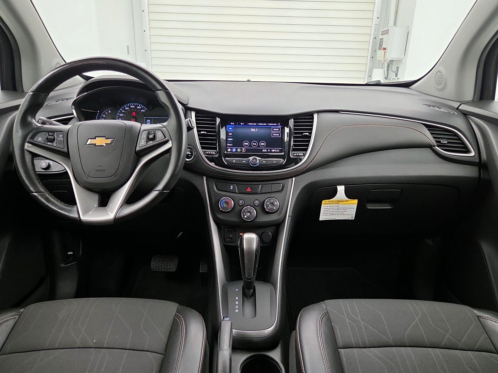 Thumbnail: 2022 Chevrolet Trax - 9