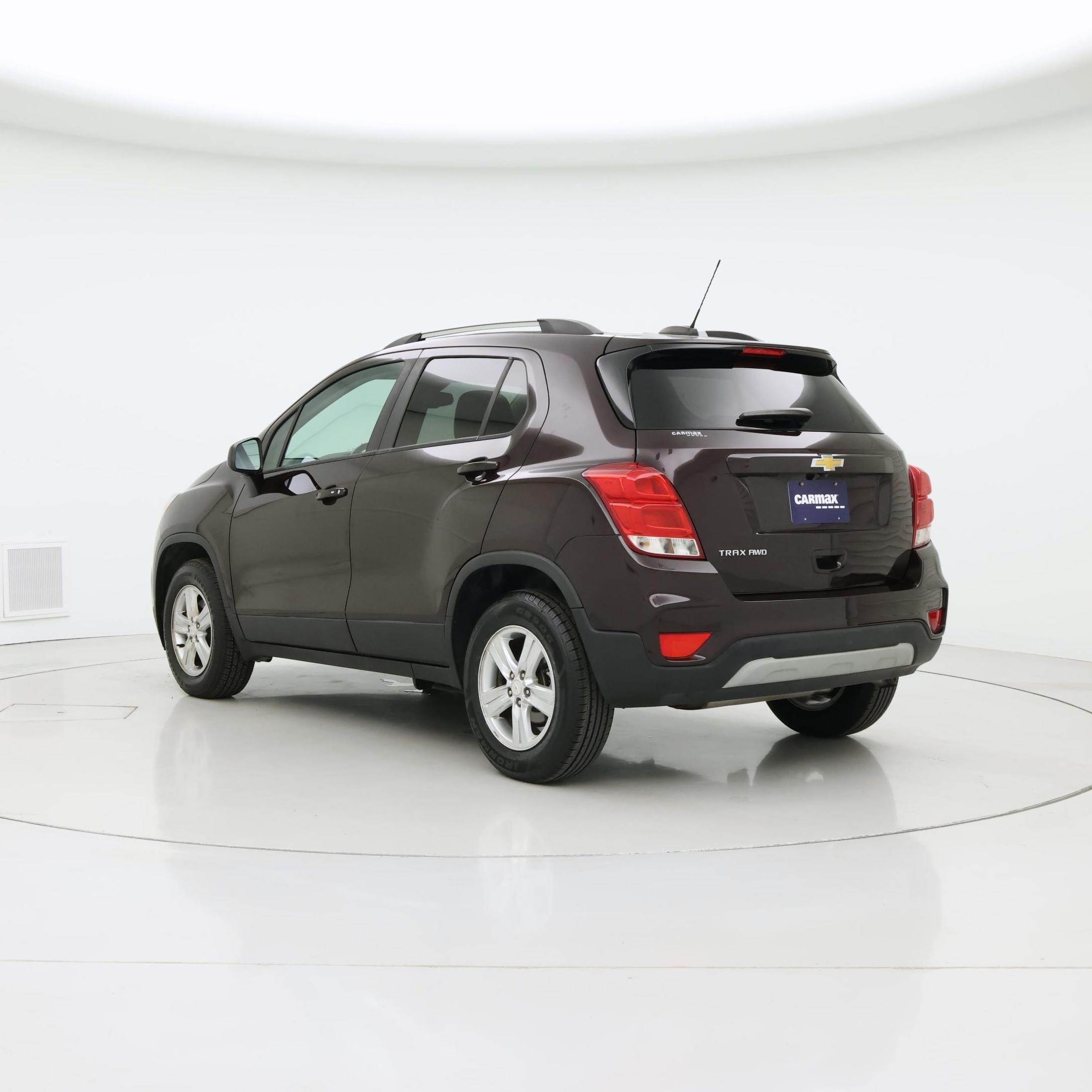 Thumbnail: 2022 Chevrolet Trax - 2
