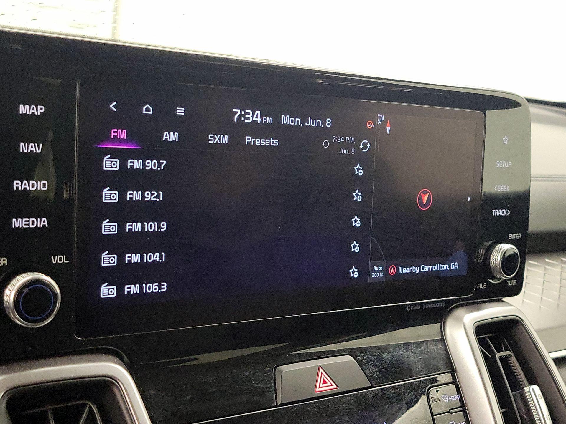 Thumbnail: 2023 Kia Sorento - 15