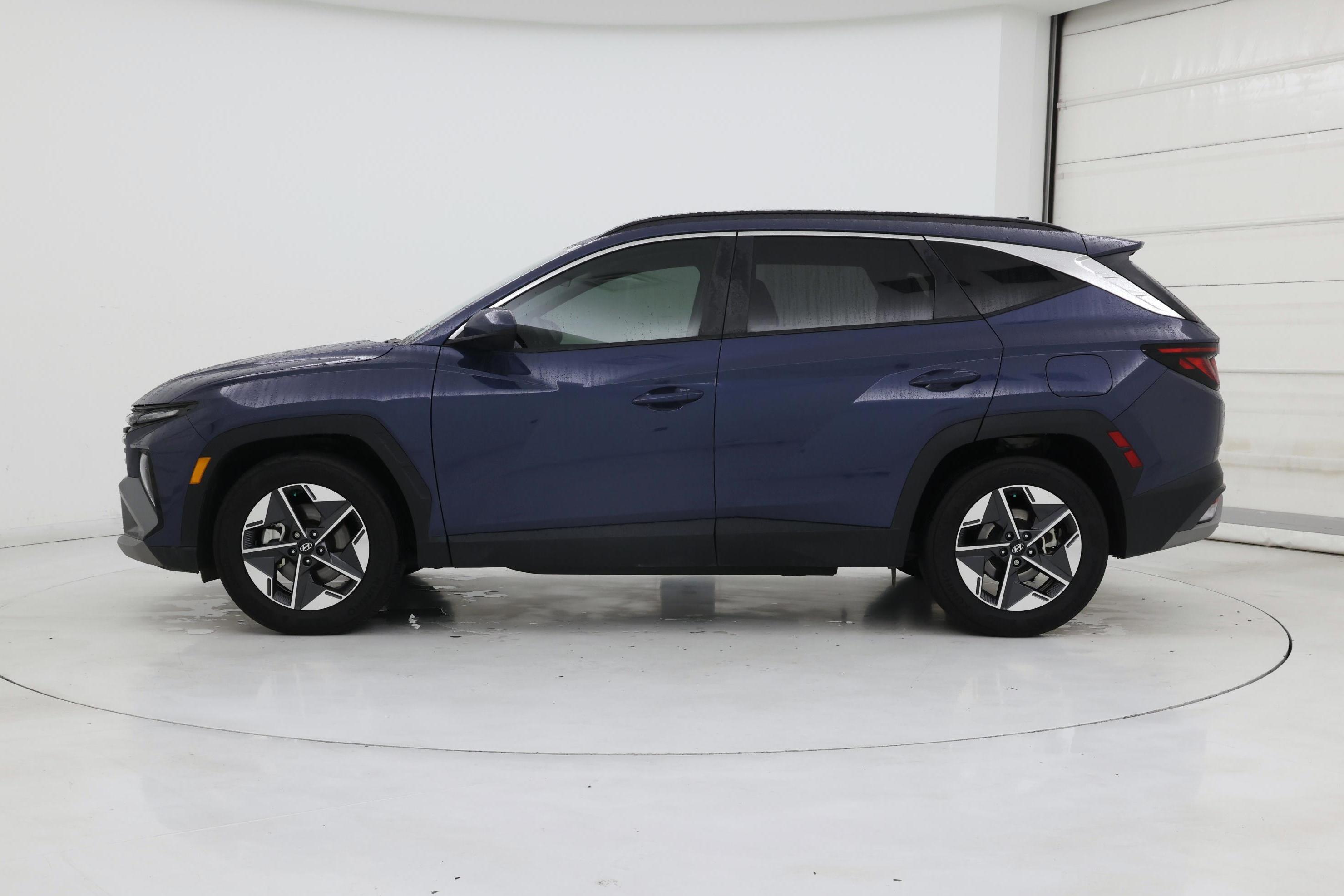 Thumbnail: 2025 Hyundai Tucson - 3