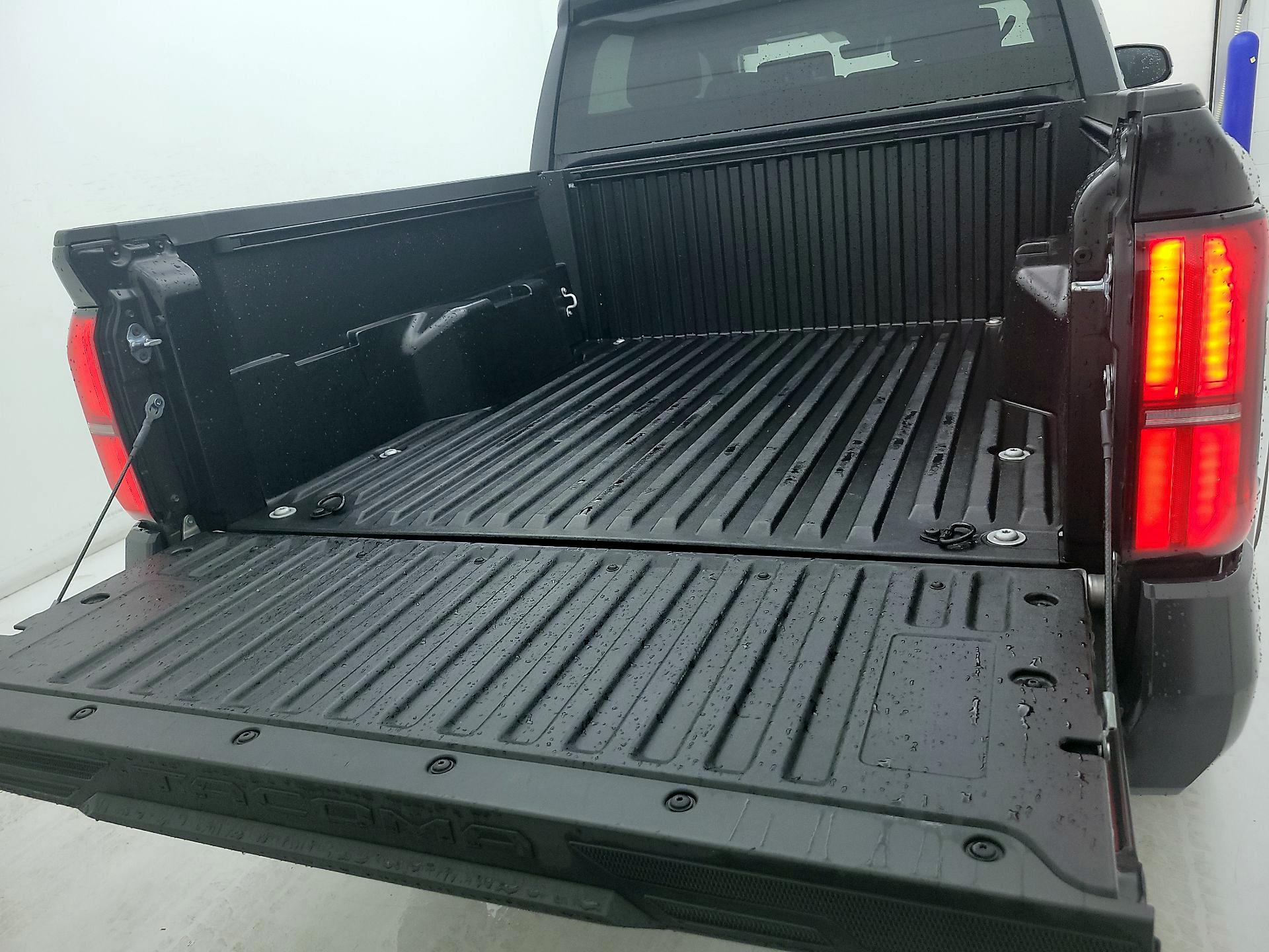 Thumbnail: 2024 Toyota Tacoma - 20
