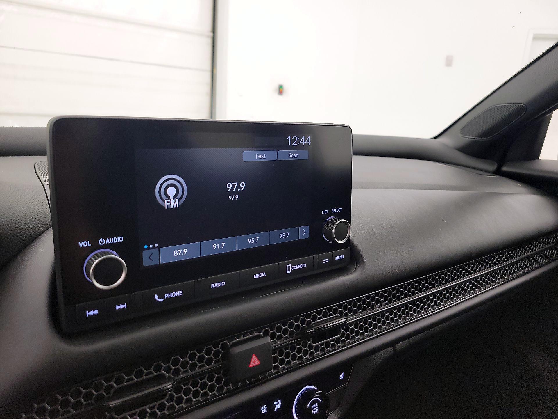 Thumbnail: 2025 Honda HR-V - 15