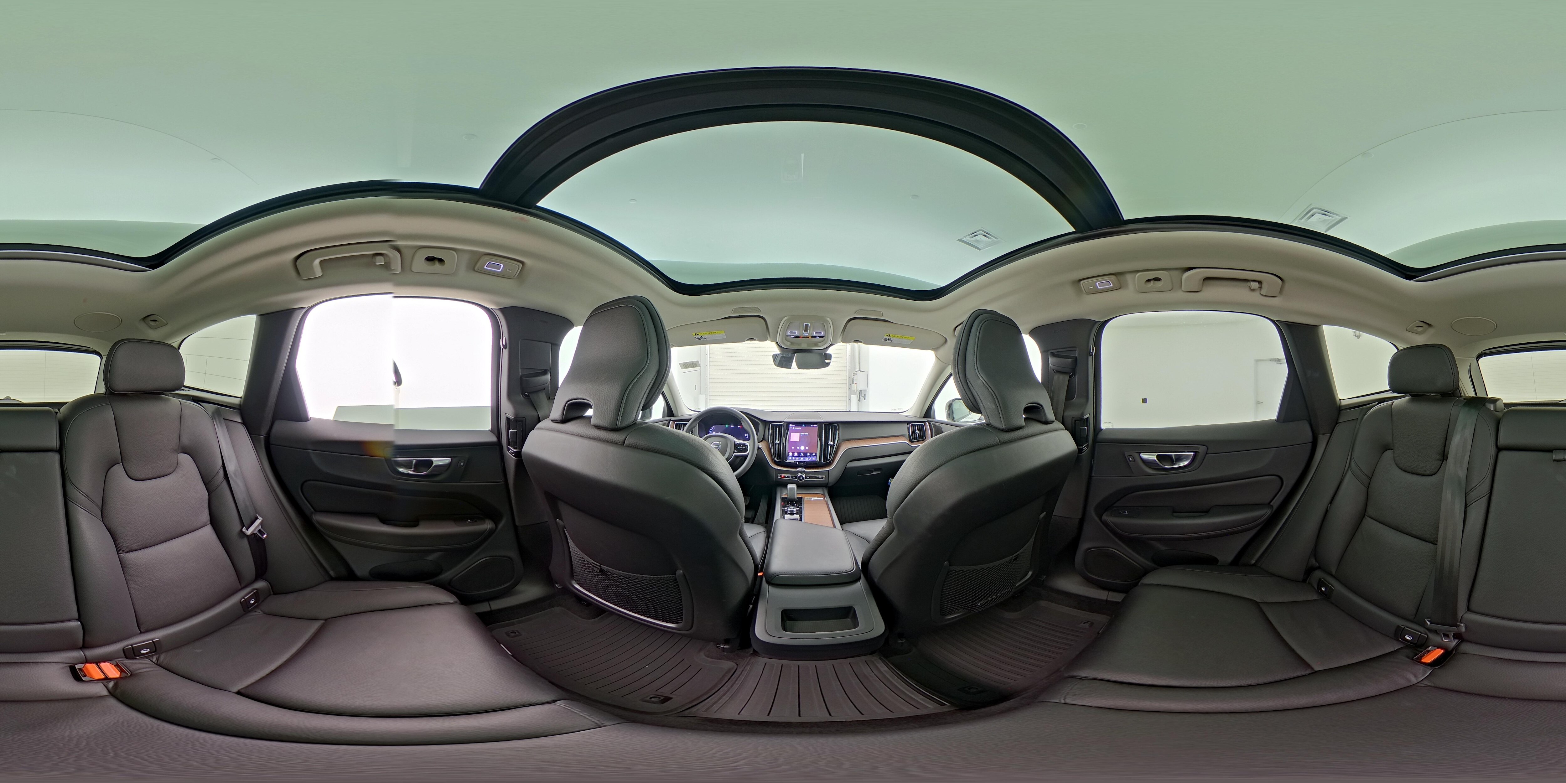 2023 Volvo XC60 Plus - Photo 28