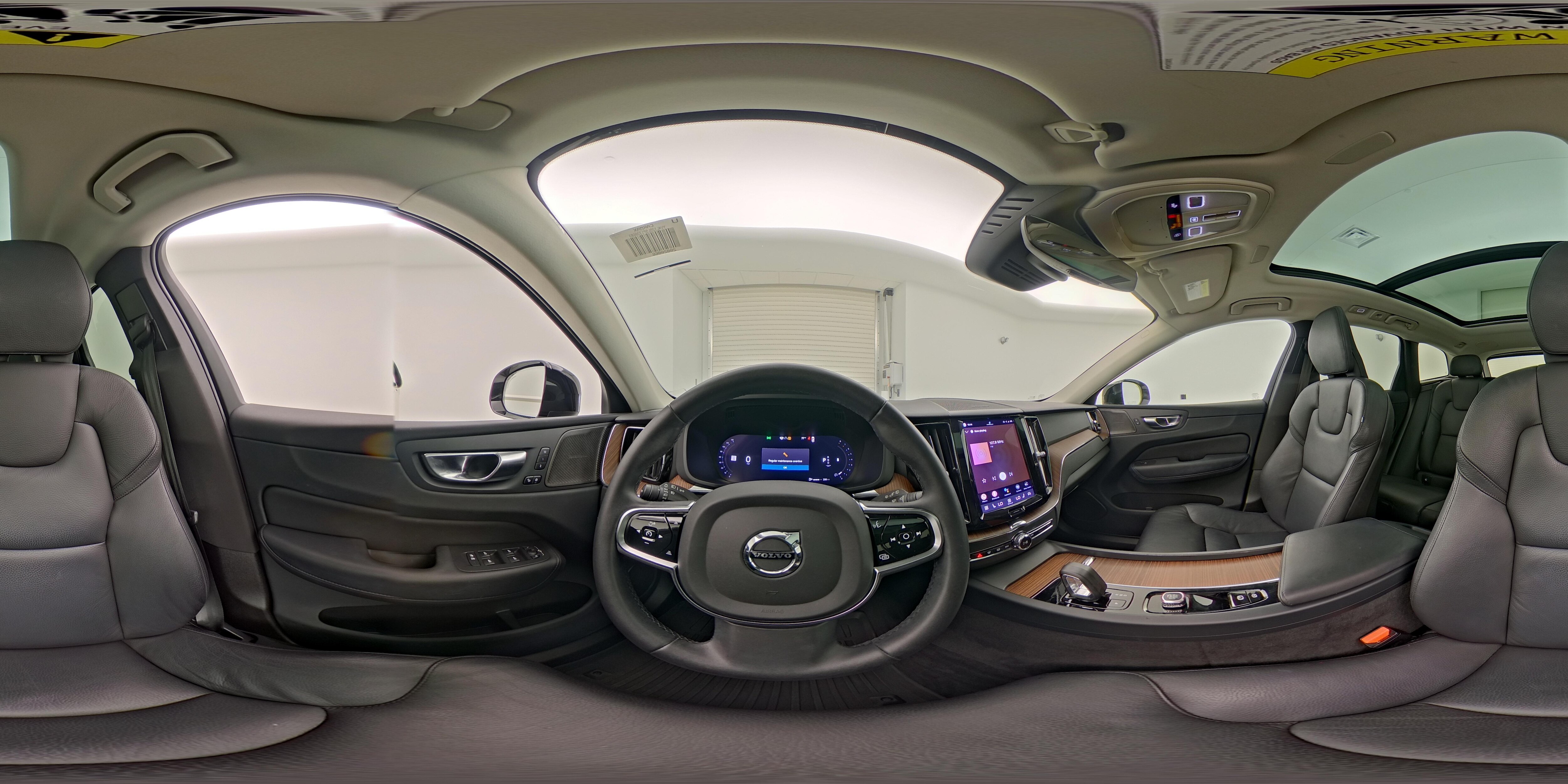 2023 Volvo XC60 Plus - Photo 29