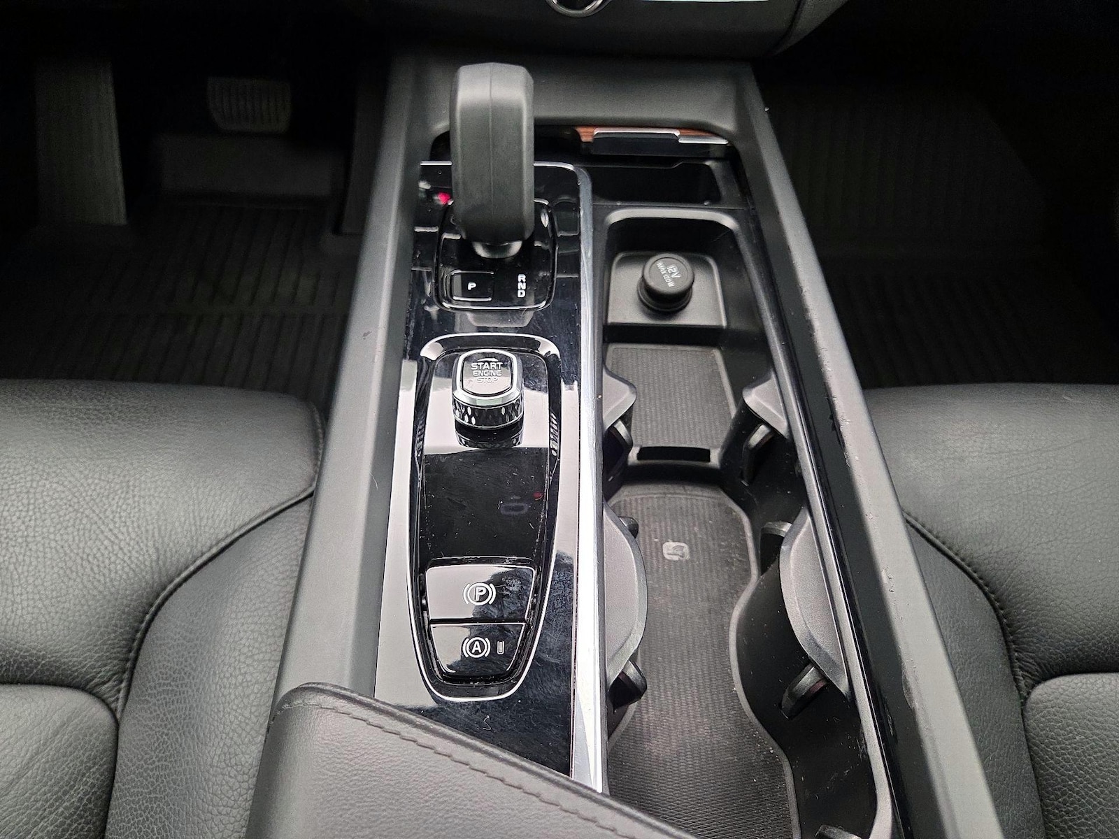 2023 Volvo XC60 Plus - Photo 19