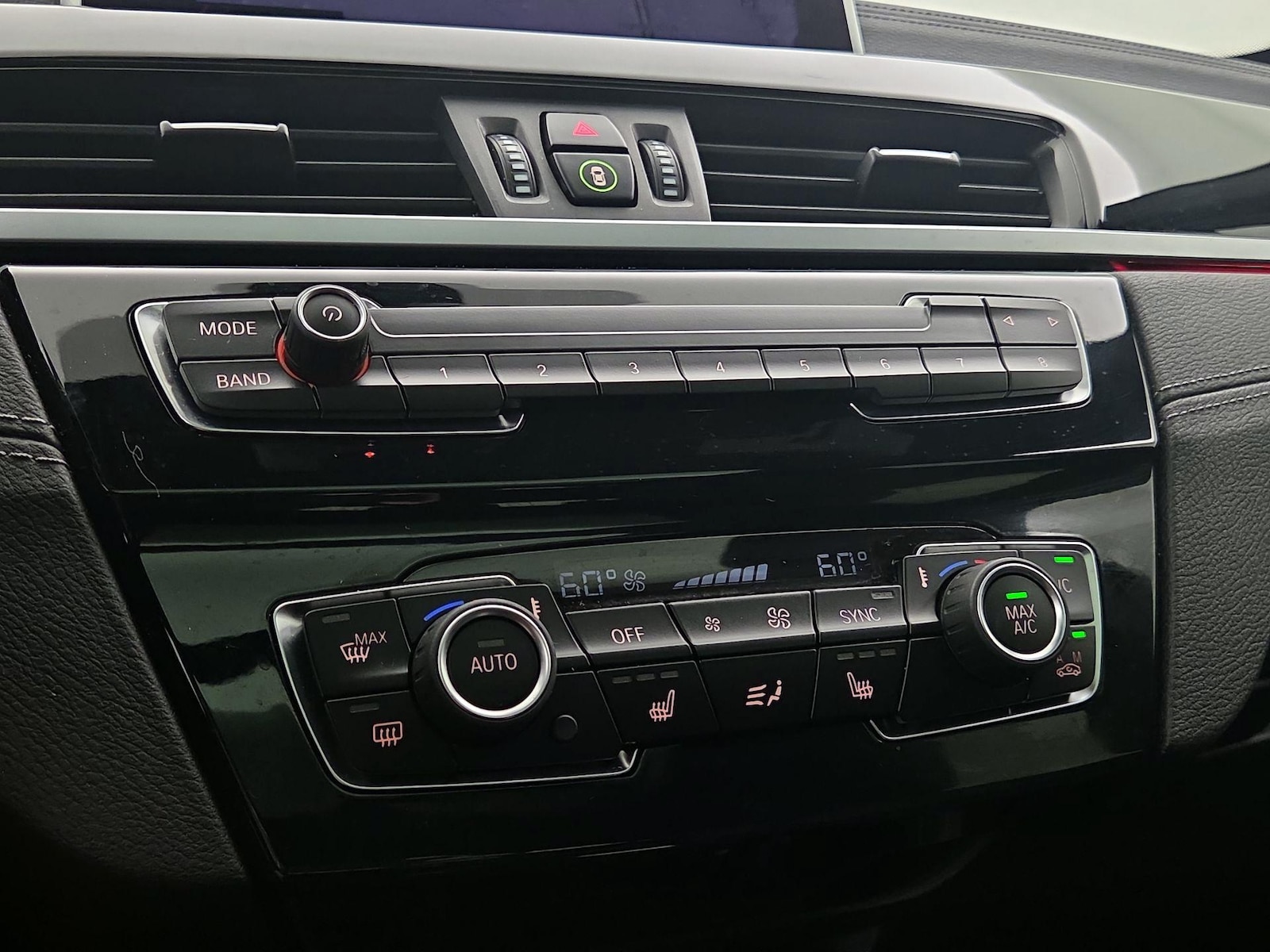 2022 BMW X1 28i - Photo 18