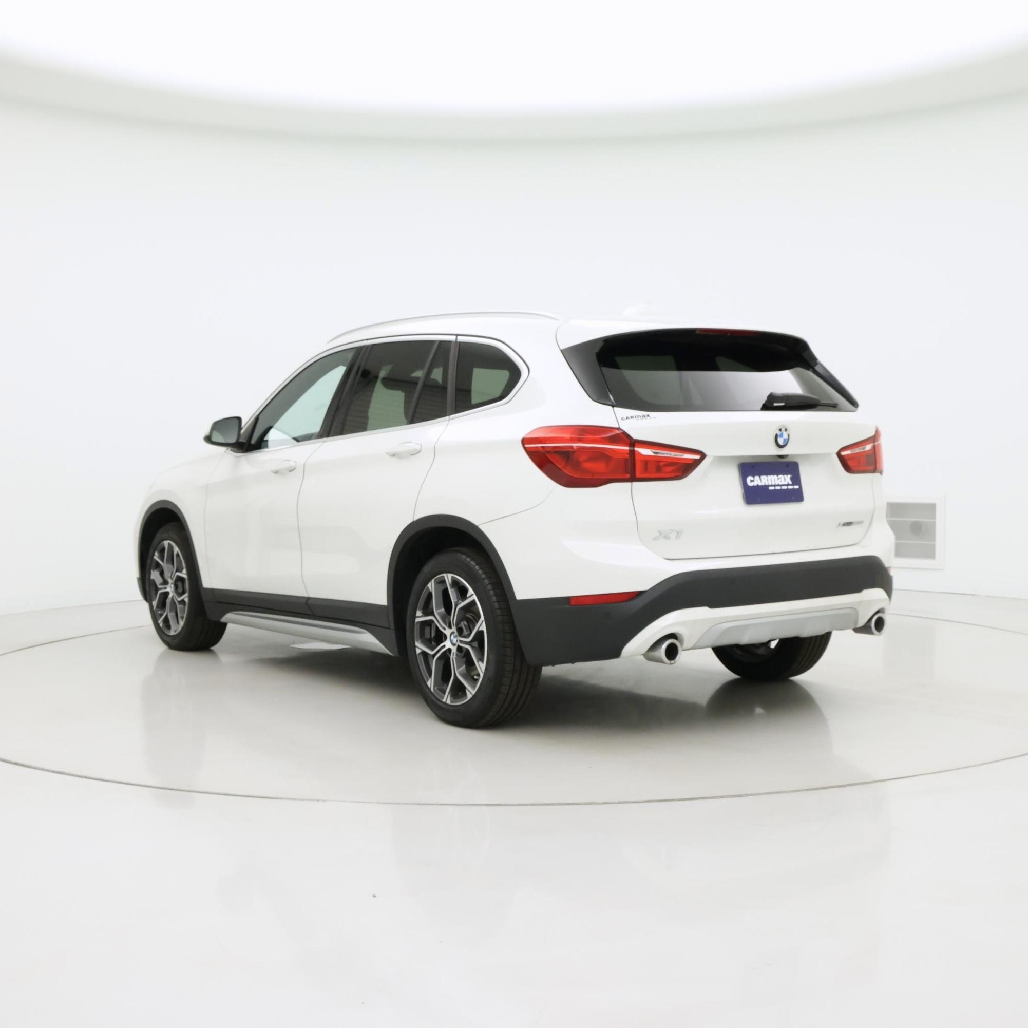 Thumbnail: 2022 BMW X1 - 2