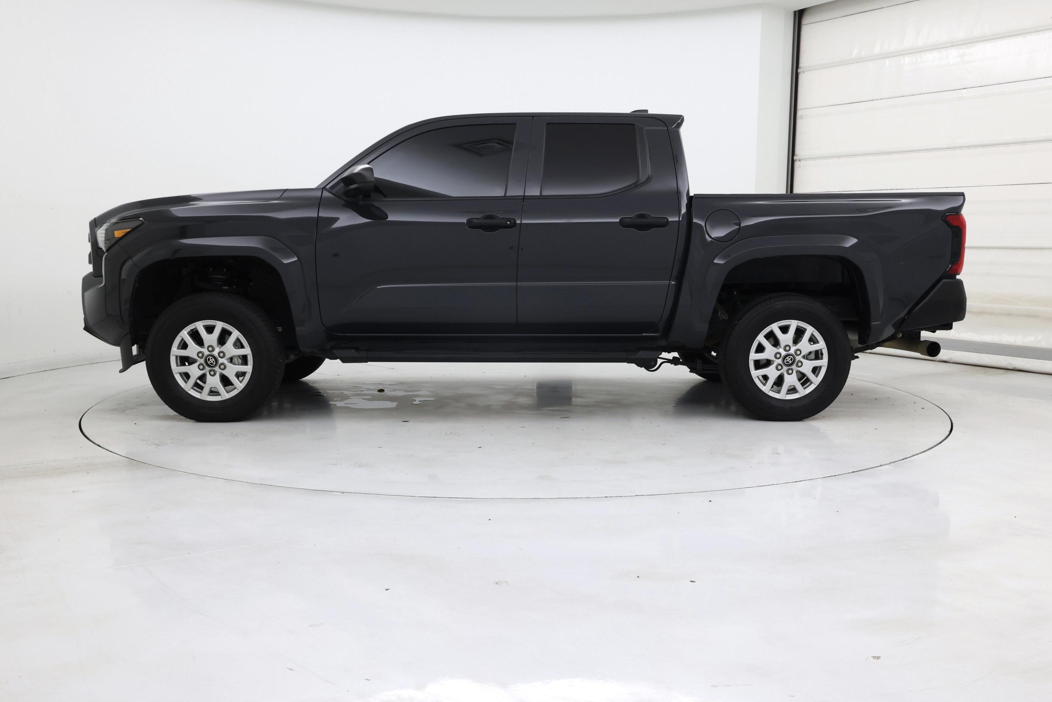 Thumbnail: 2024 Toyota Tacoma - 3