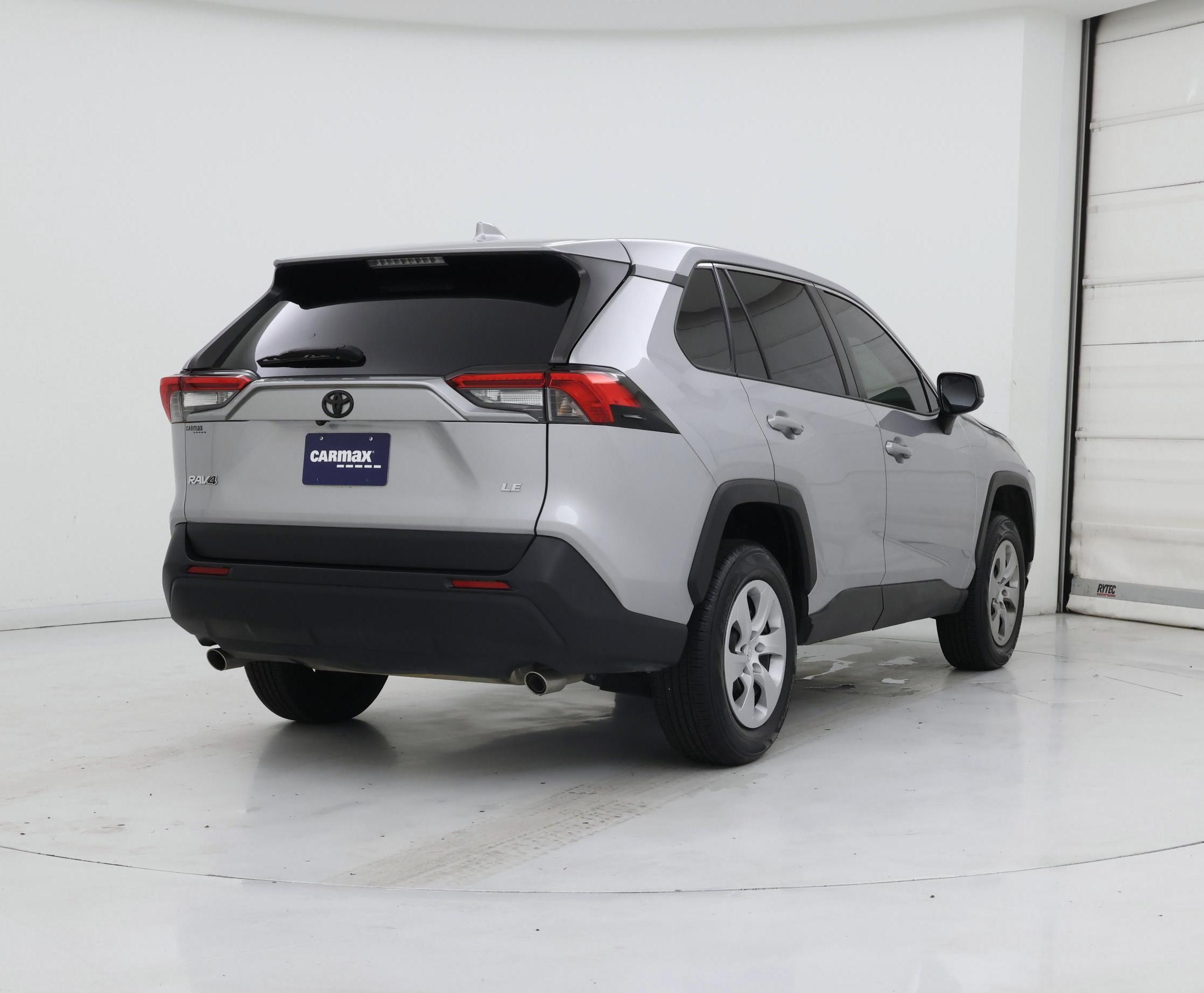 Thumbnail: 2023 Toyota RAV4 - 8