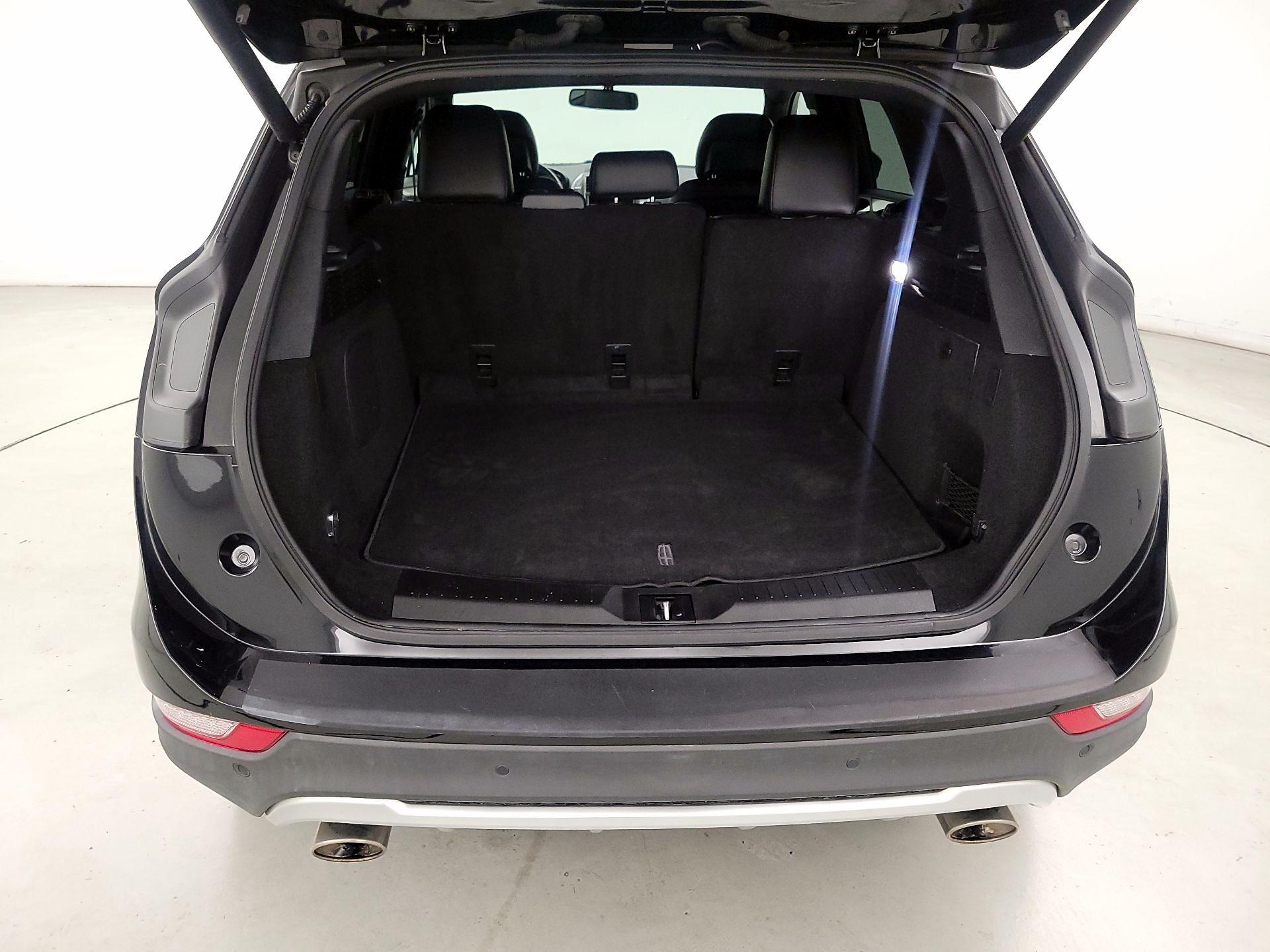 Thumbnail: 2018 Lincoln MKC - 20
