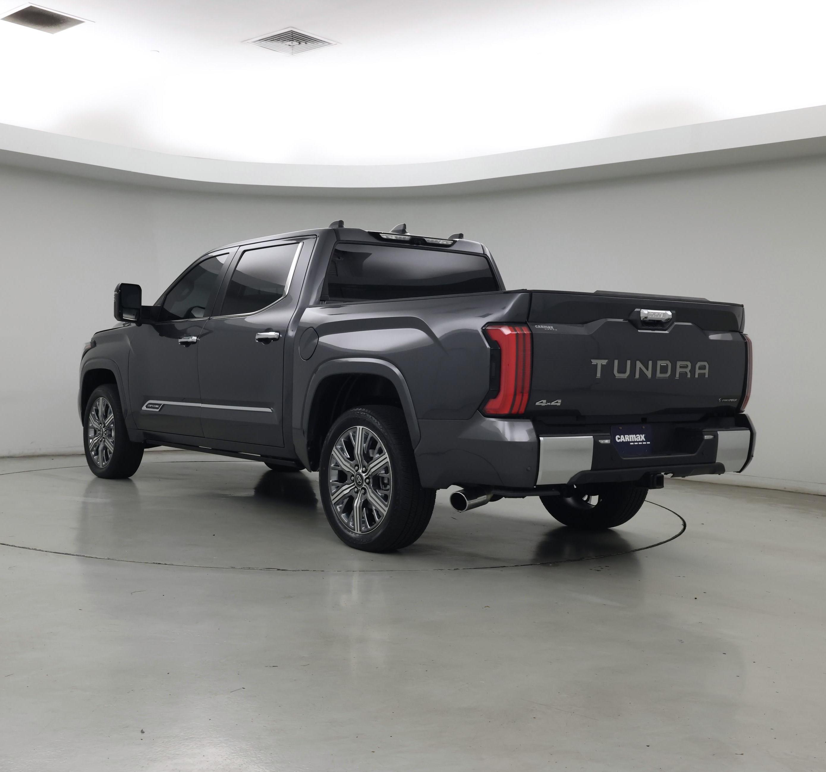 Thumbnail: 2025 Toyota Tundra - 2