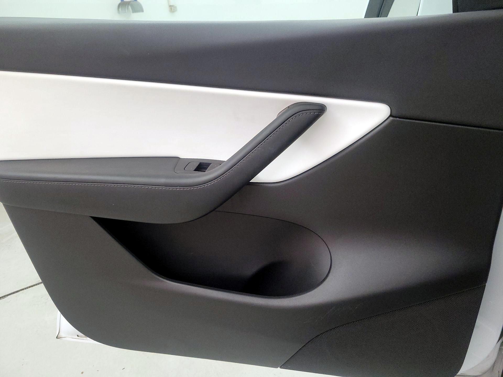 Thumbnail: 2022 Tesla Model Y - 12