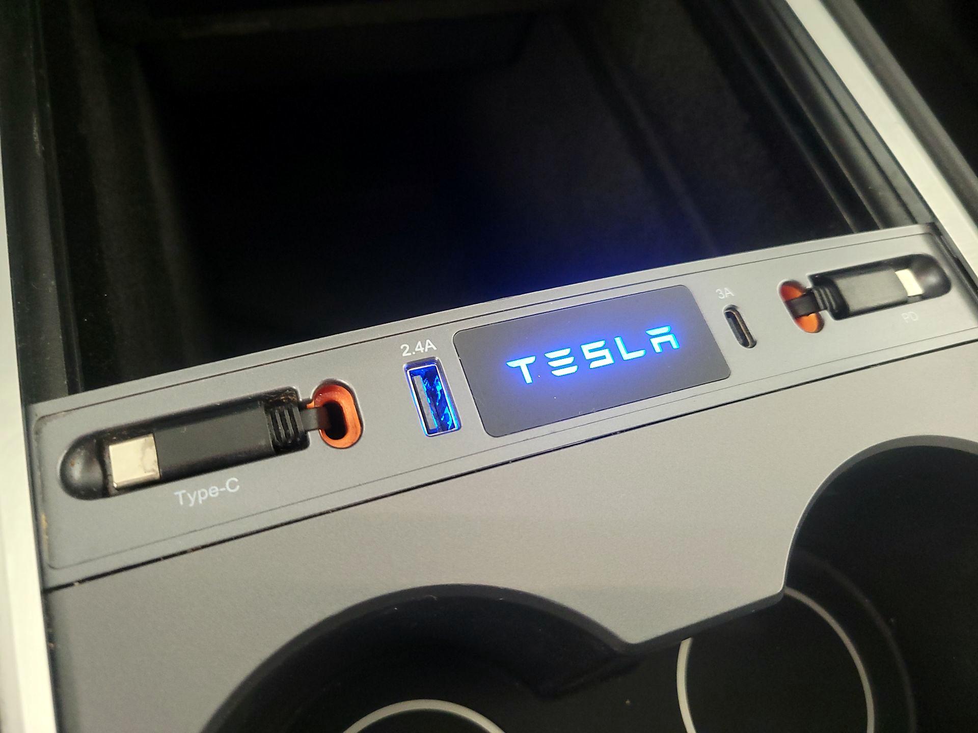 Thumbnail: 2022 Tesla Model Y - 18