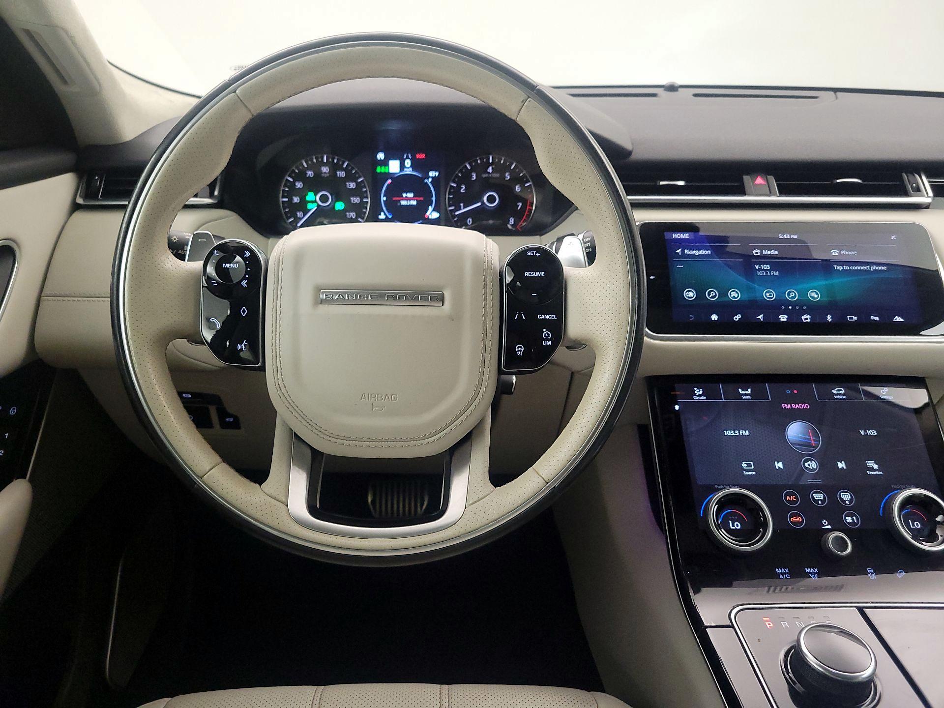 Thumbnail: 2020 Land Rover Range Rover Velar - 10