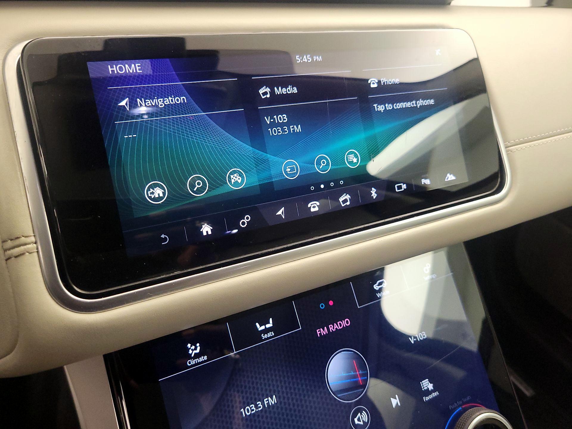 Thumbnail: 2020 Land Rover Range Rover Velar - 16