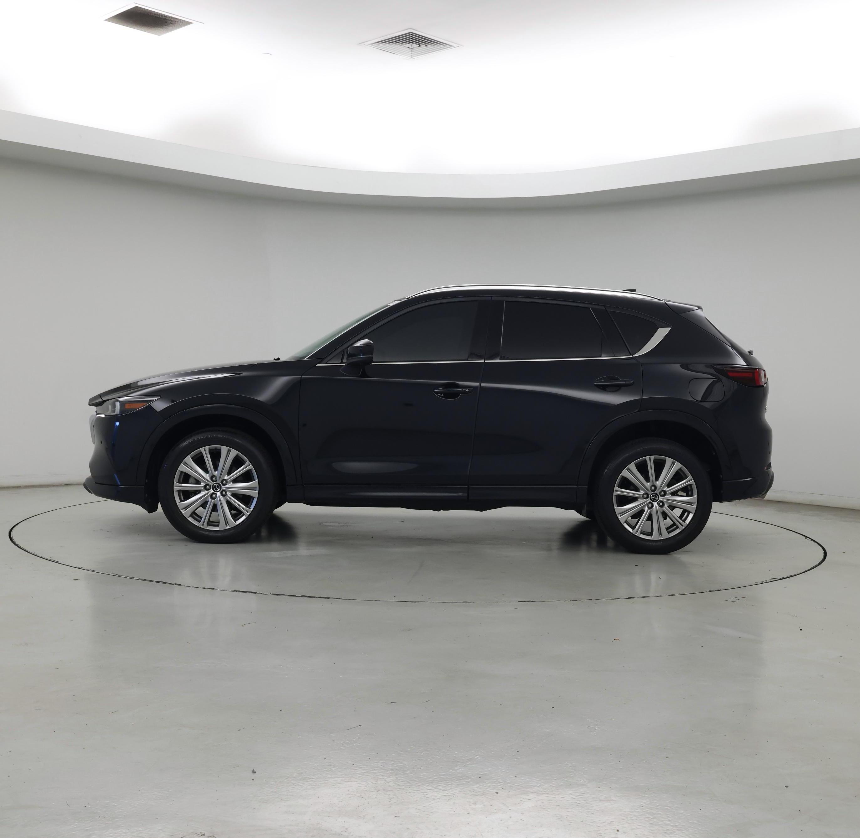 Thumbnail: 2022 Mazda CX-5 - 3