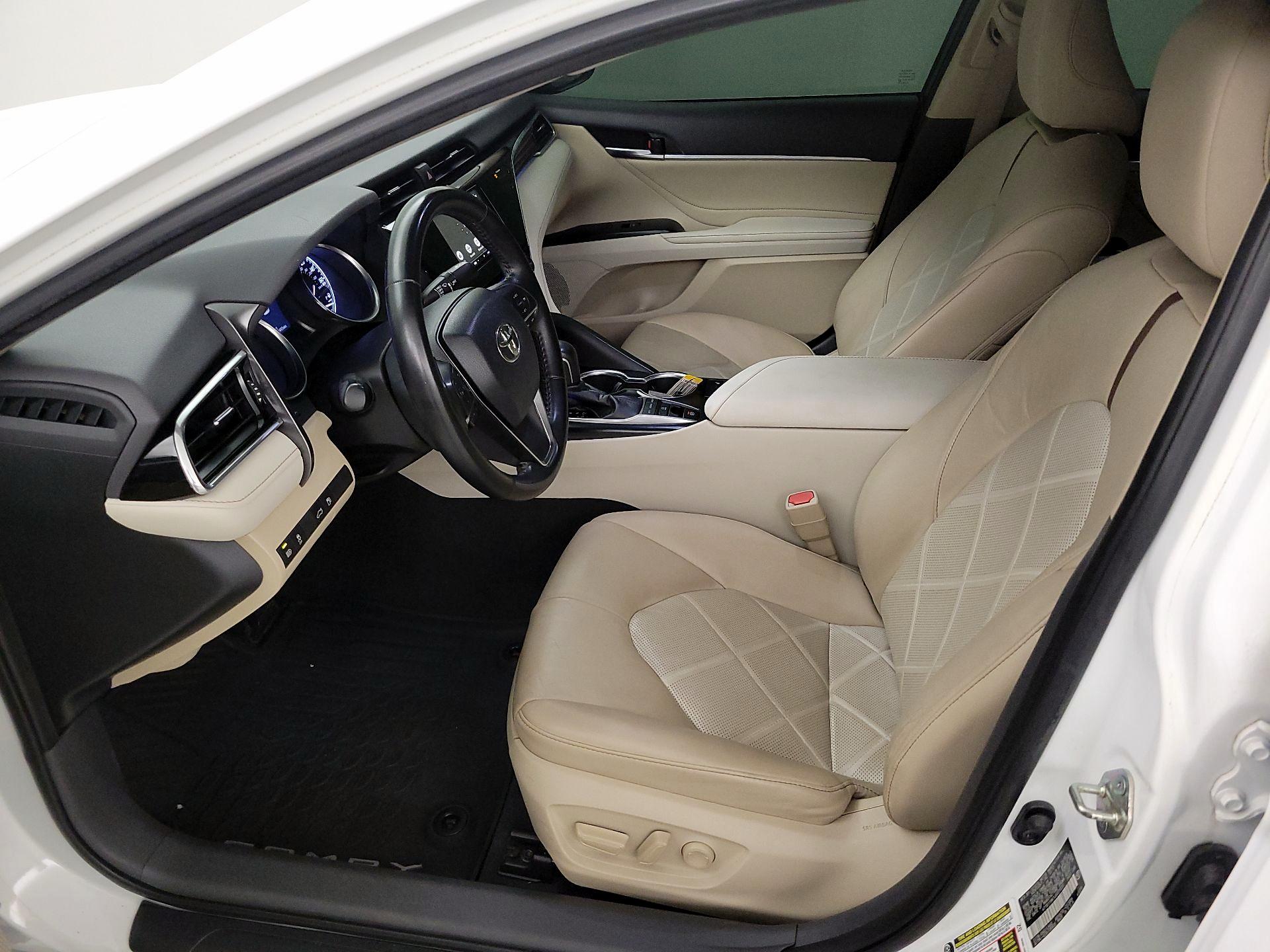 Thumbnail: 2018 Toyota Camry - 11