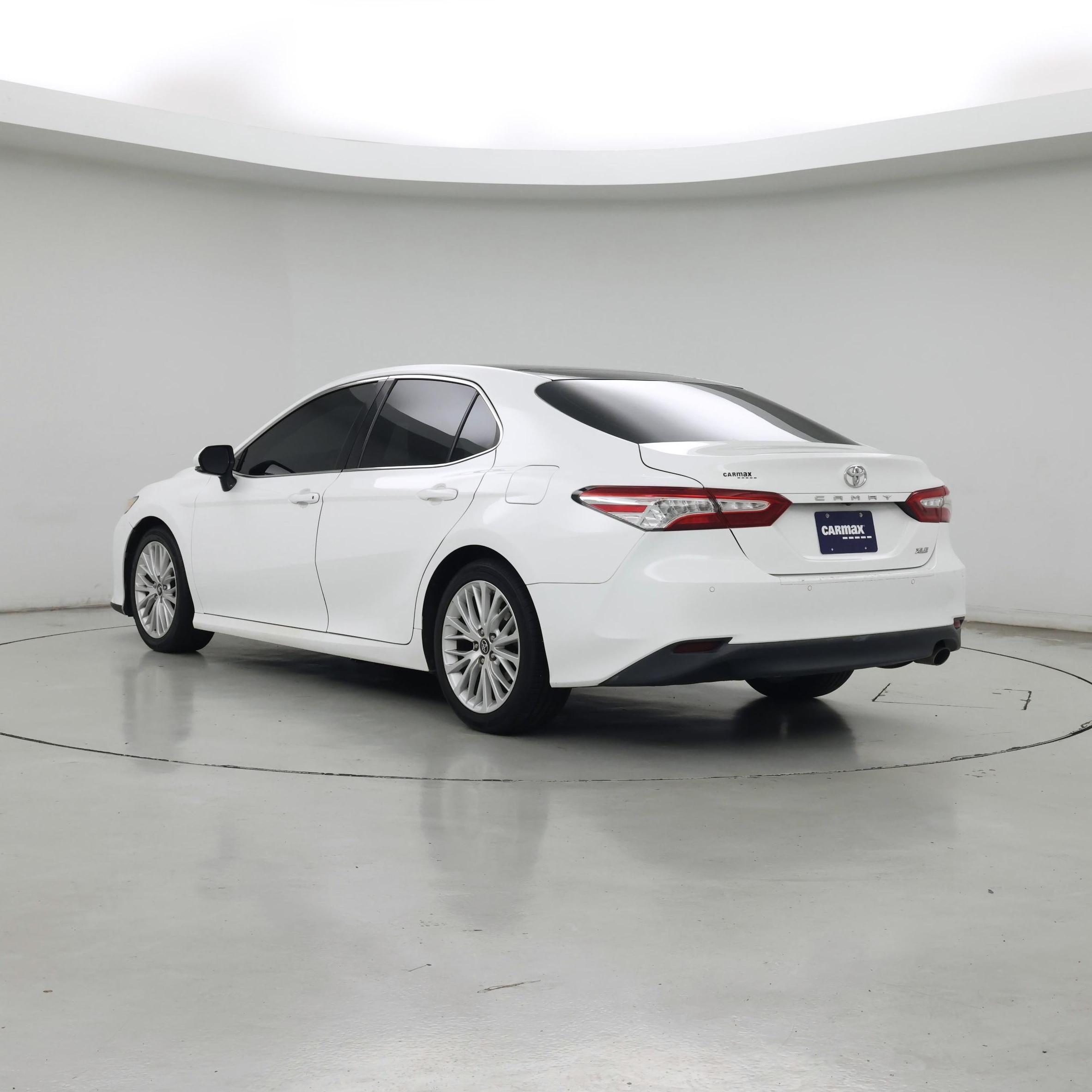 Thumbnail: 2018 Toyota Camry - 2